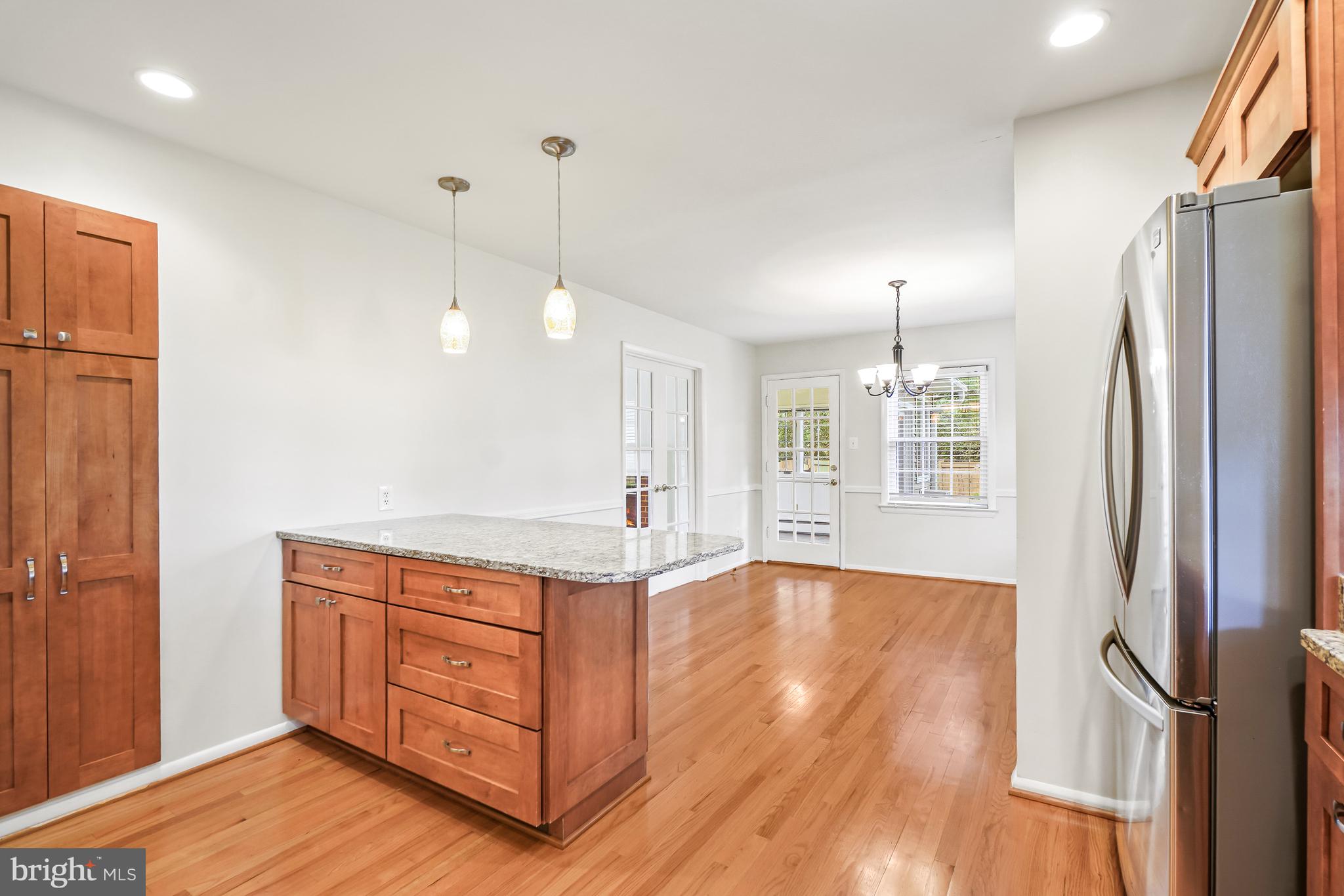 WAYNEWOOD - Residential