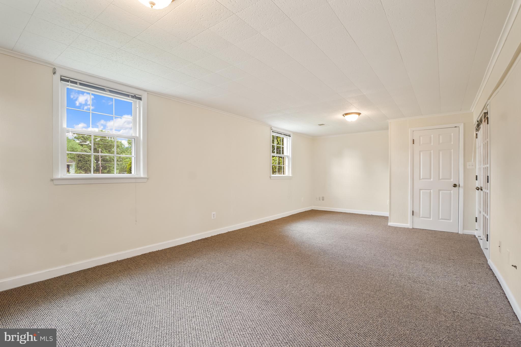 WAYNEWOOD - Residential