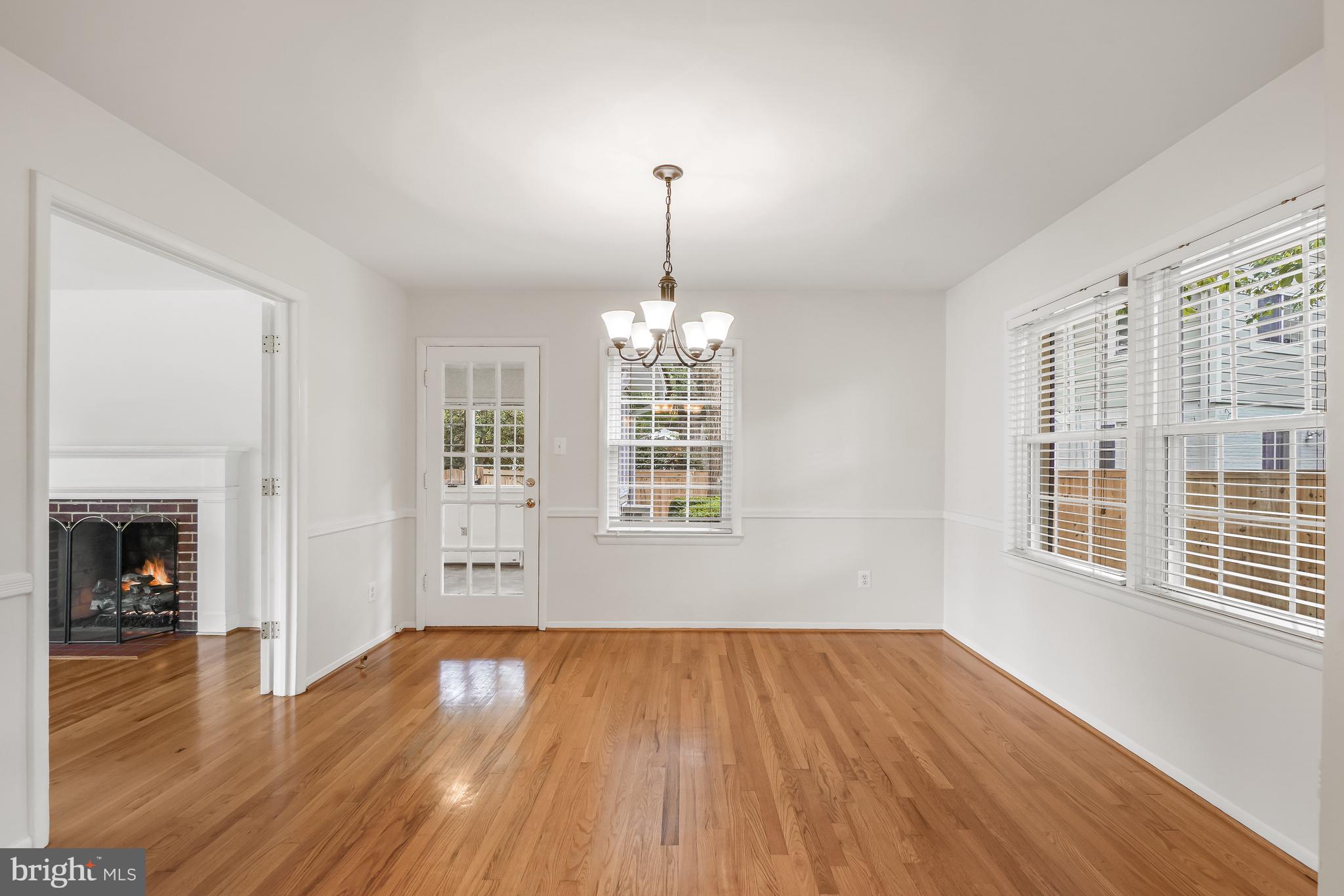 WAYNEWOOD - Residential