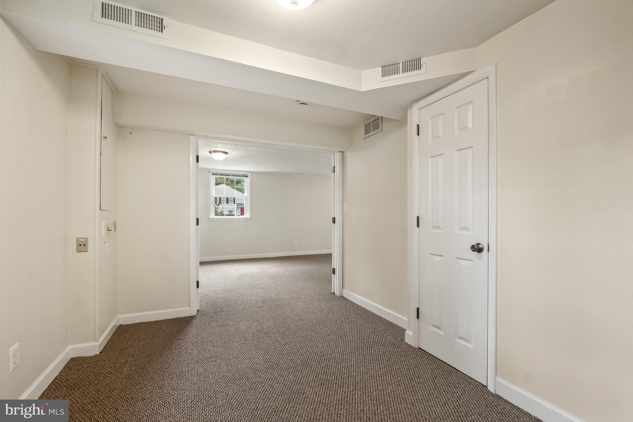 WAYNEWOOD - Residential