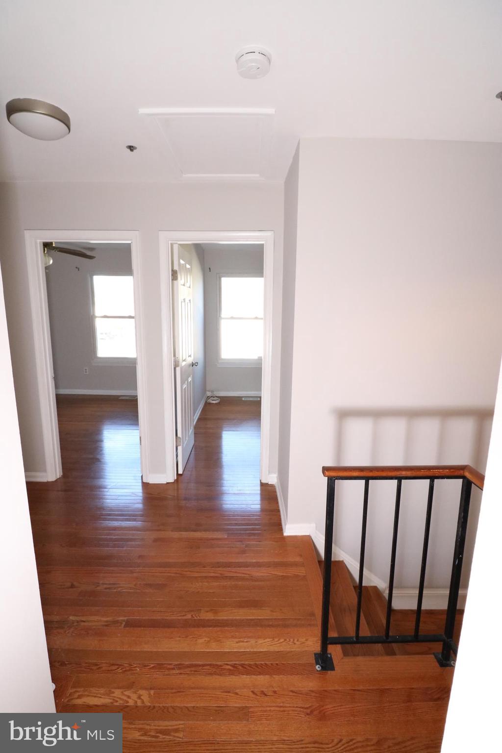 LONDON WOODS - Residential