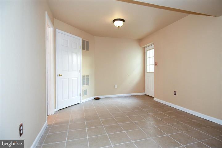 SPYGLASS HILL - Residential