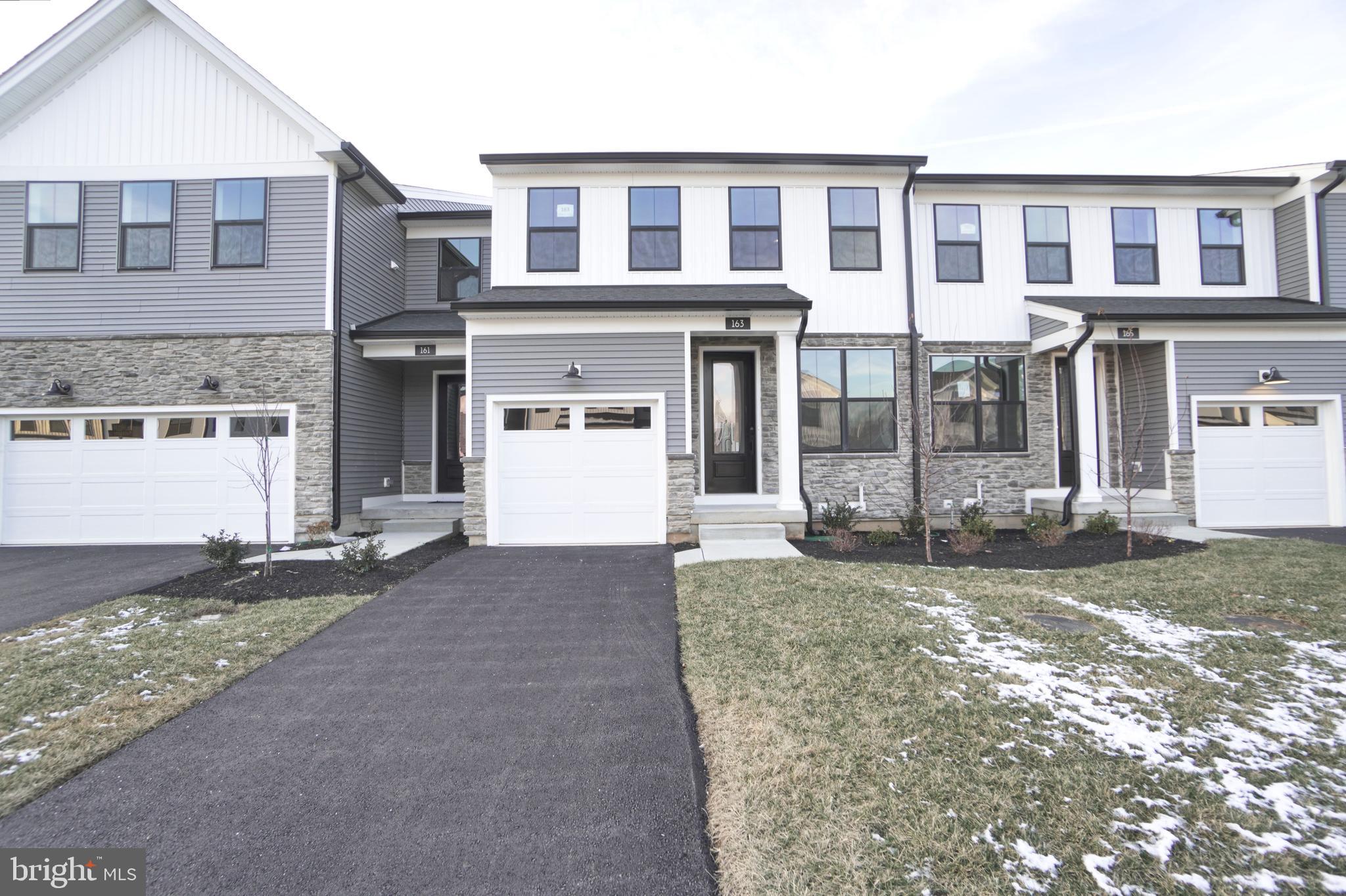 STONEBROOK AT UPPER MERION - Residential Lease