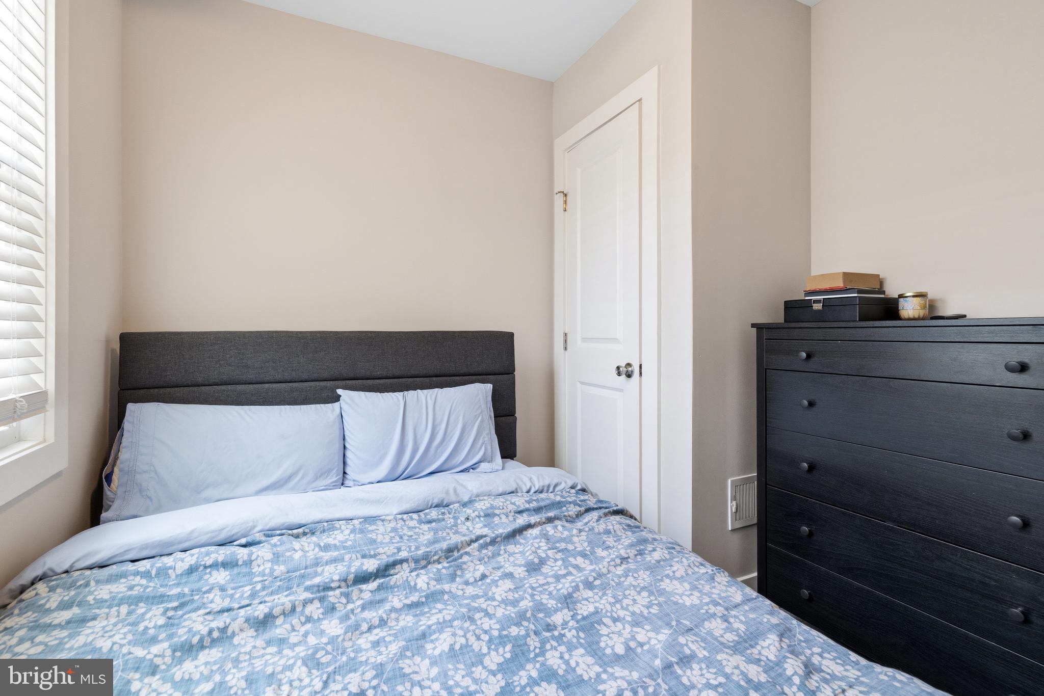 WEST PASSYUNK - Residential