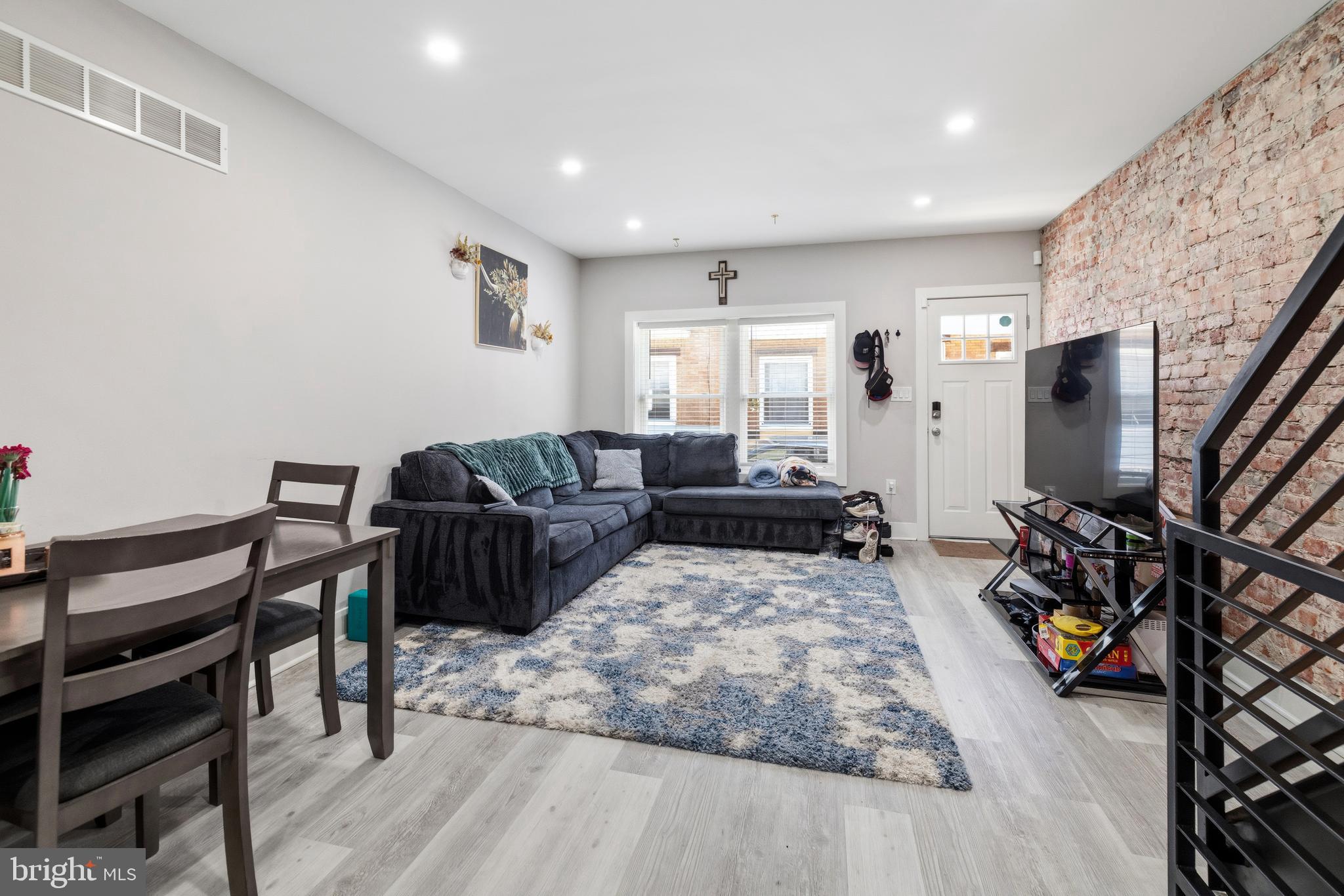 WEST PASSYUNK - Residential