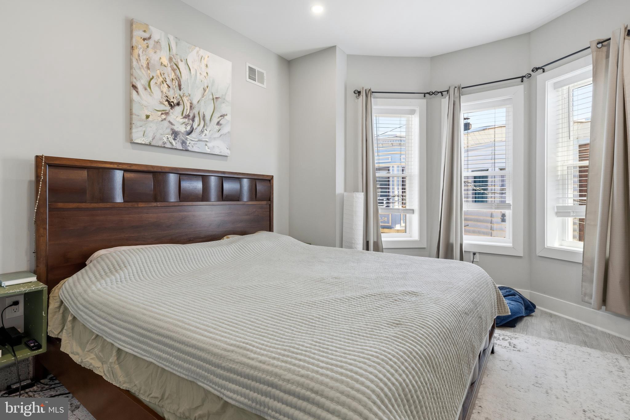 WEST PASSYUNK - Residential