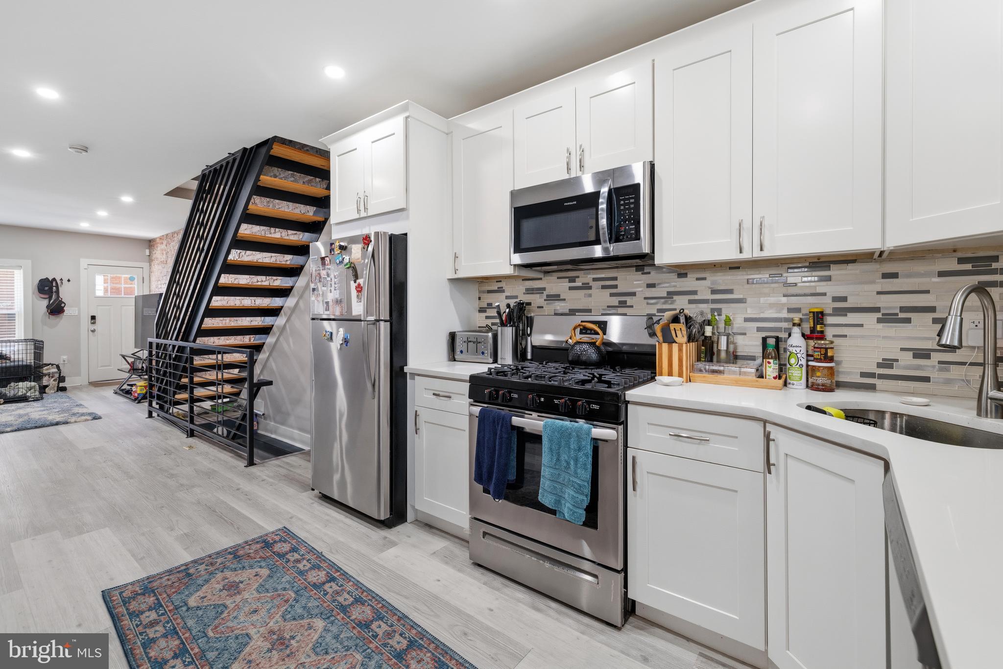 WEST PASSYUNK - Residential
