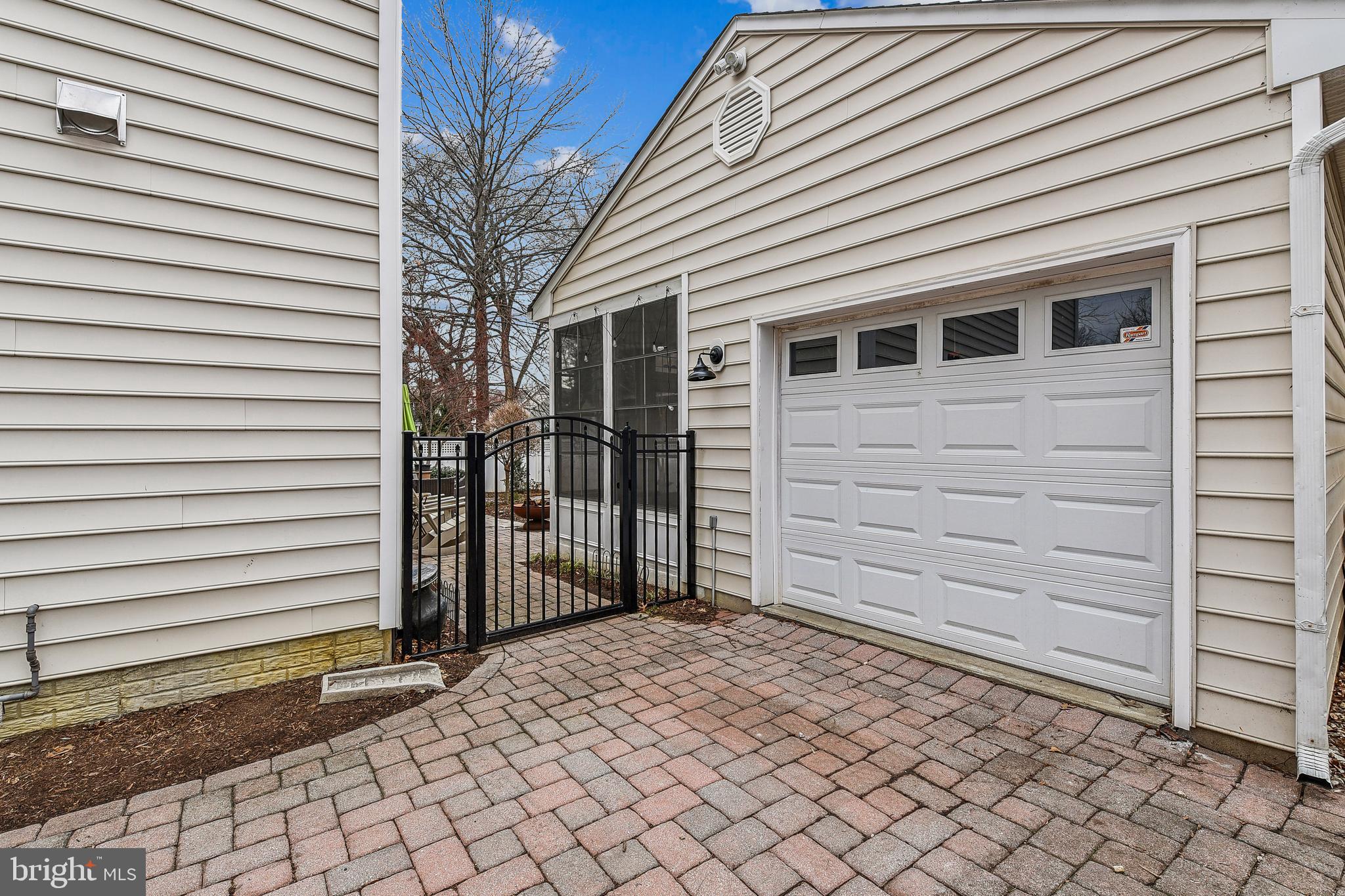 EASTPORT - Residential