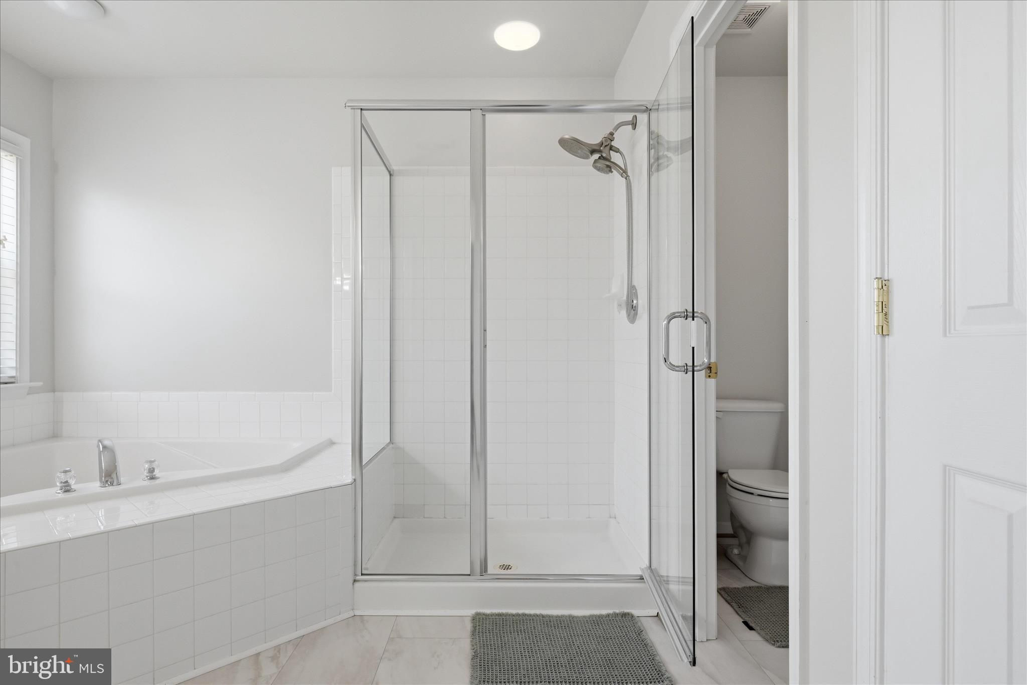 CHIMNEY HILL ESTATES - Residential