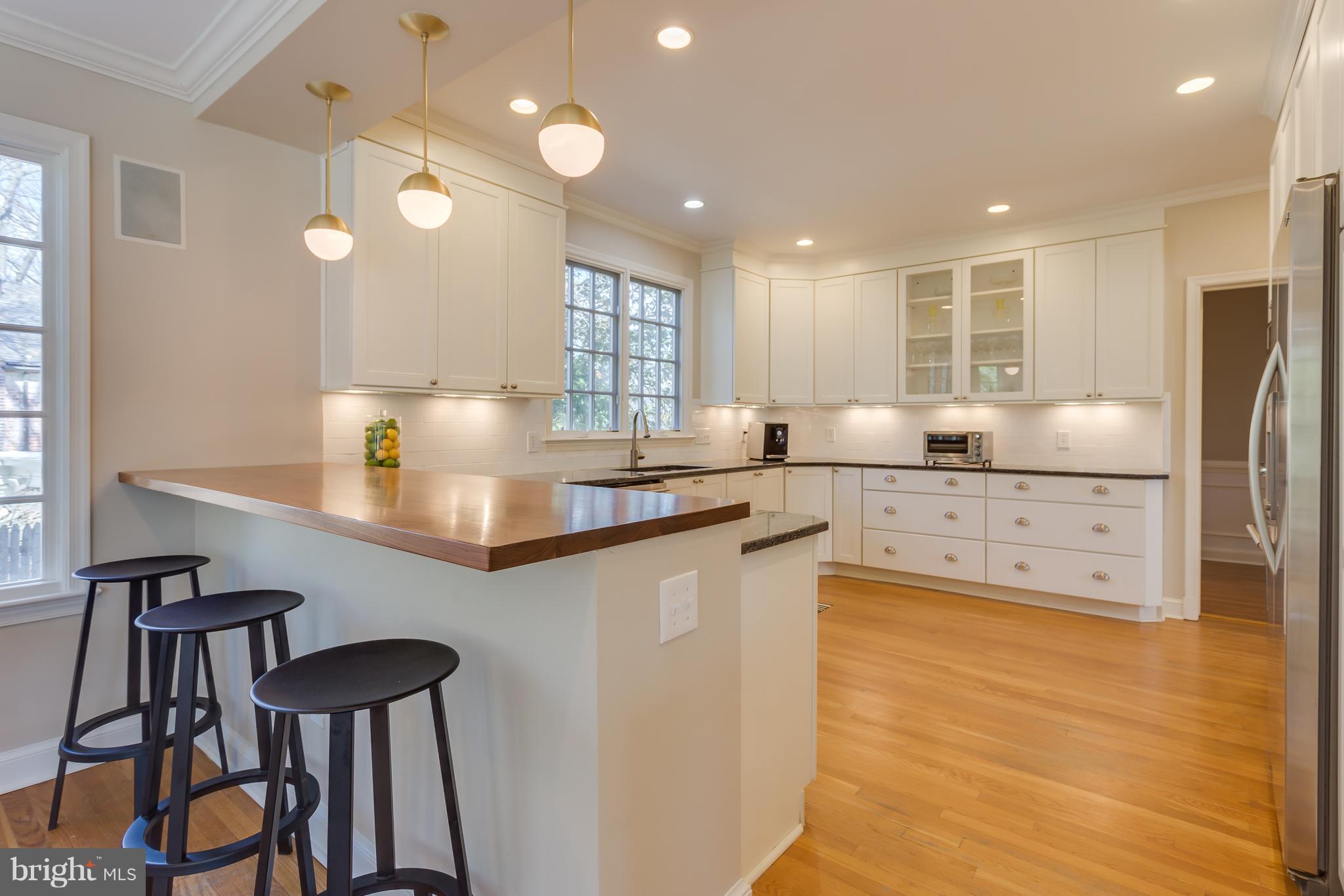 CHEVY CHASE - Residential