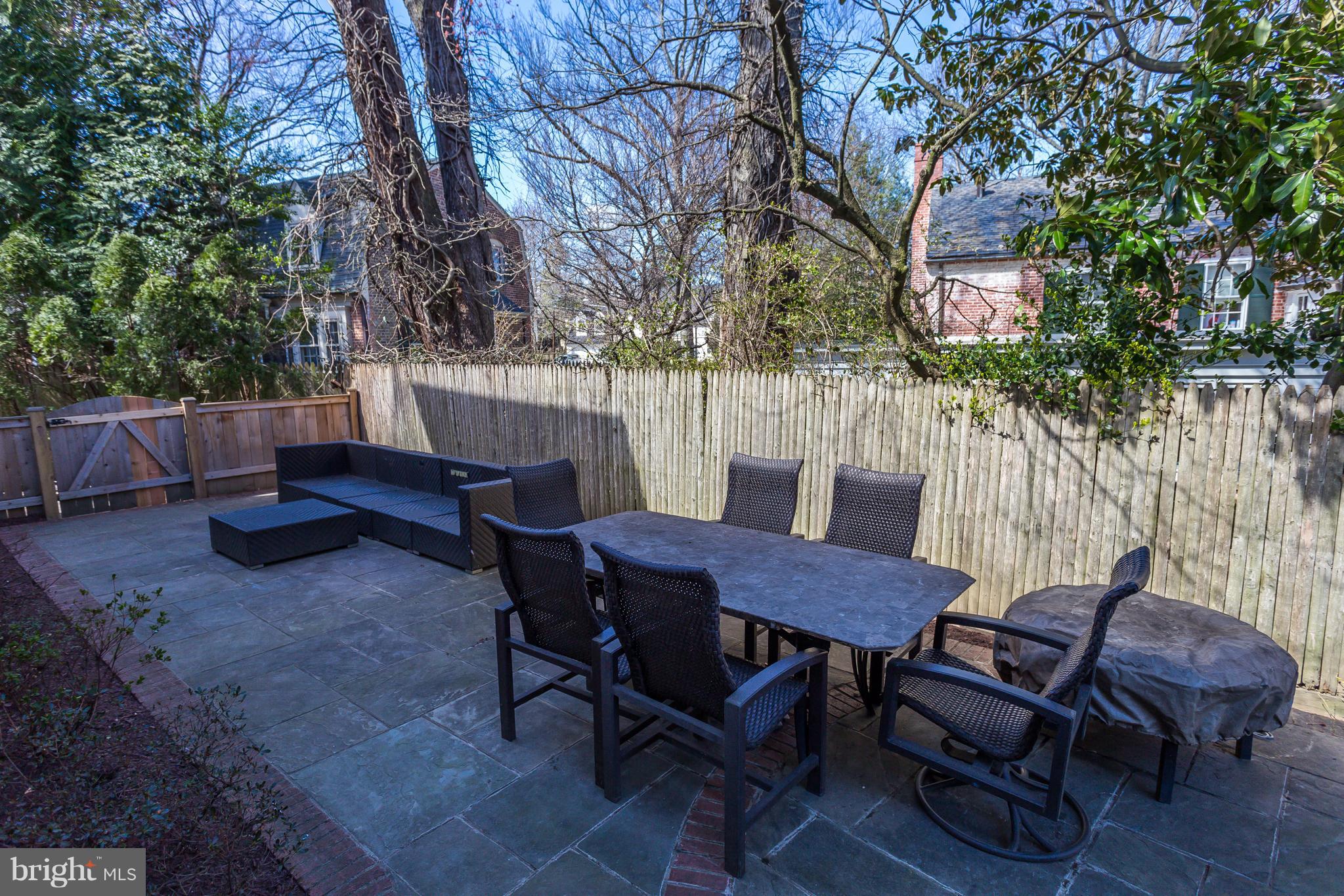 CHEVY CHASE - Residential