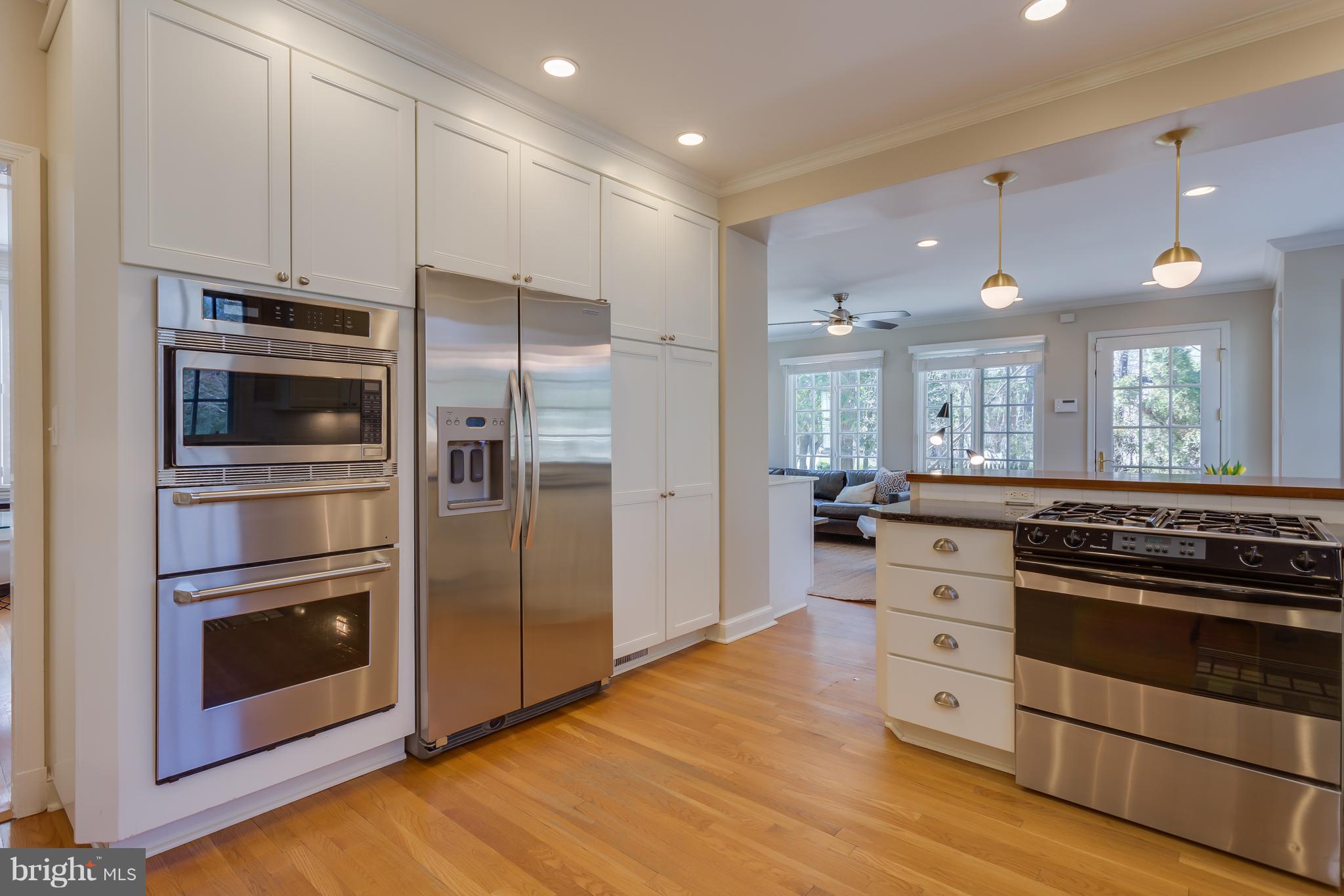 CHEVY CHASE - Residential