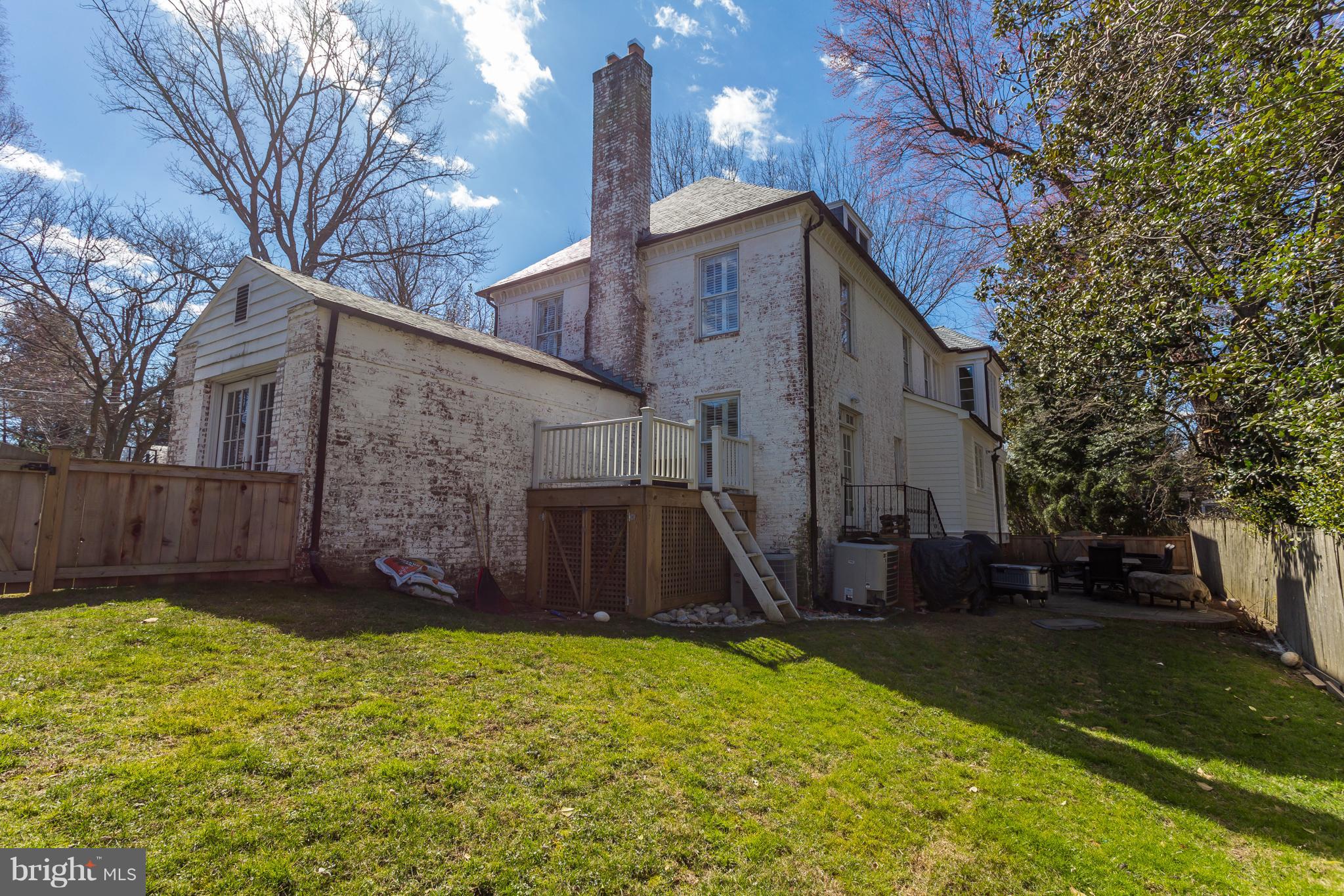 CHEVY CHASE - Residential