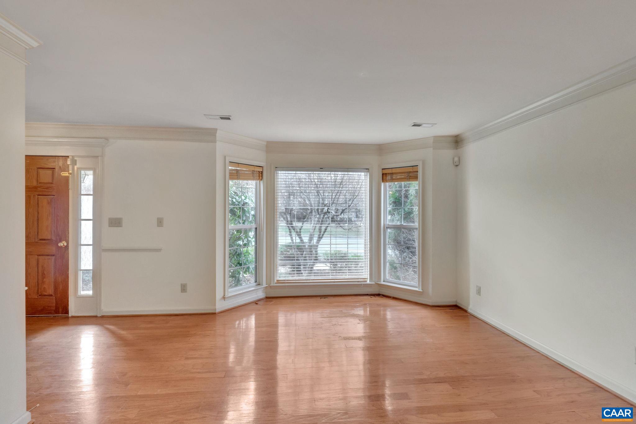 FOREST LAKES SOUTH - Residential
