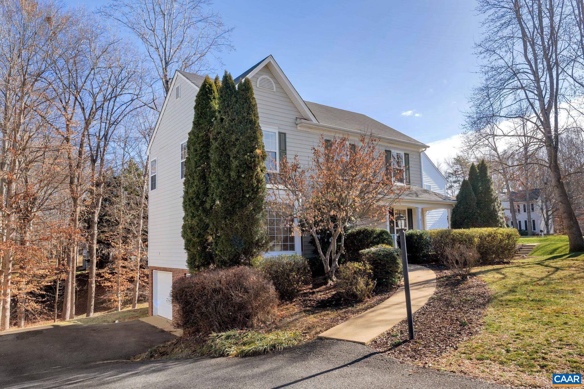 FOREST LAKES SOUTH - Residential