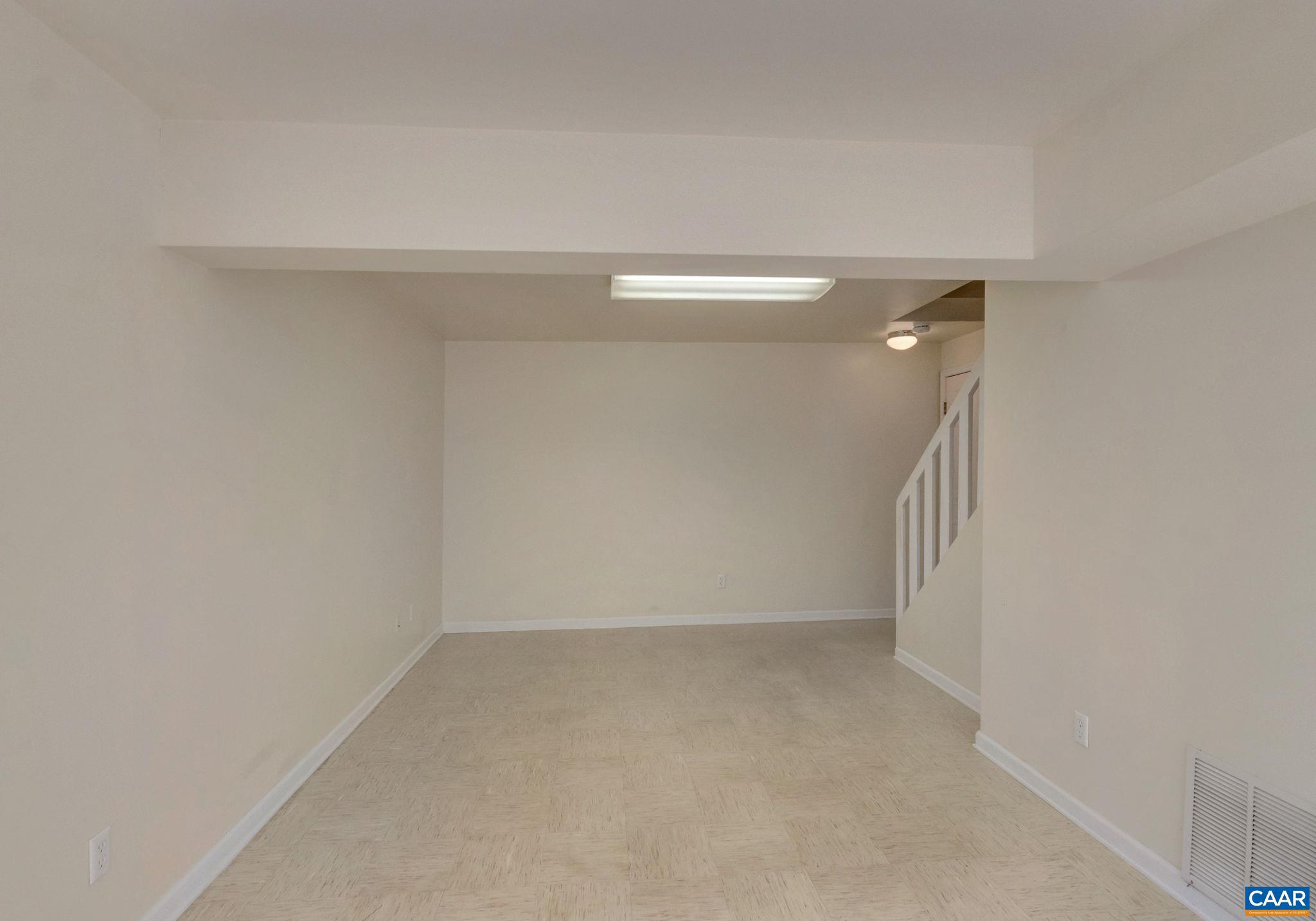 FOREST LAKES SOUTH - Residential