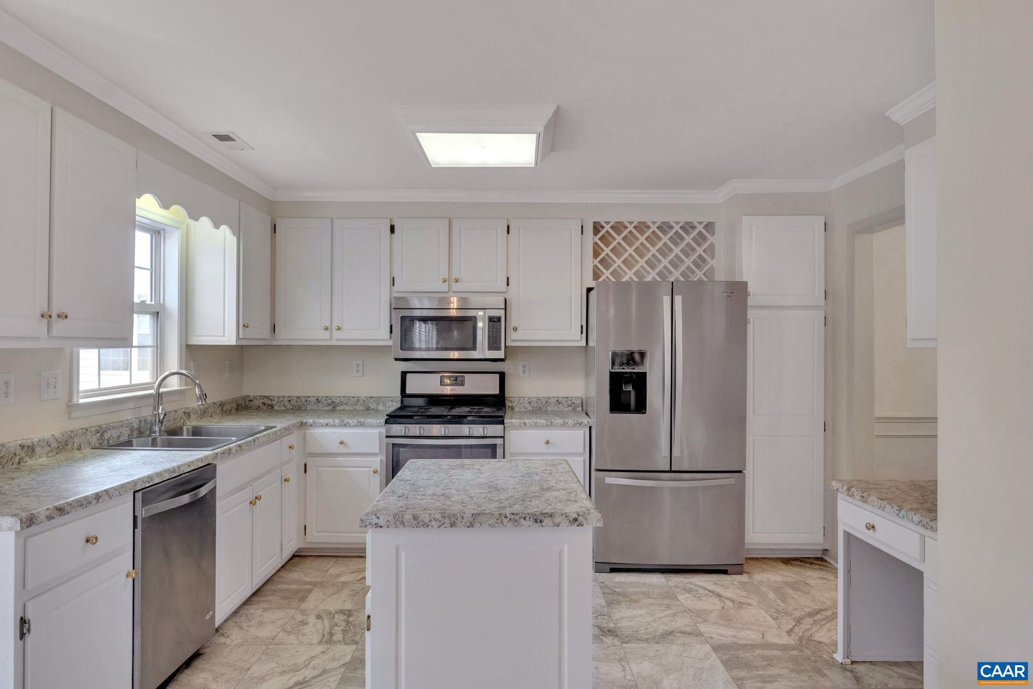 FOREST LAKES SOUTH - Residential