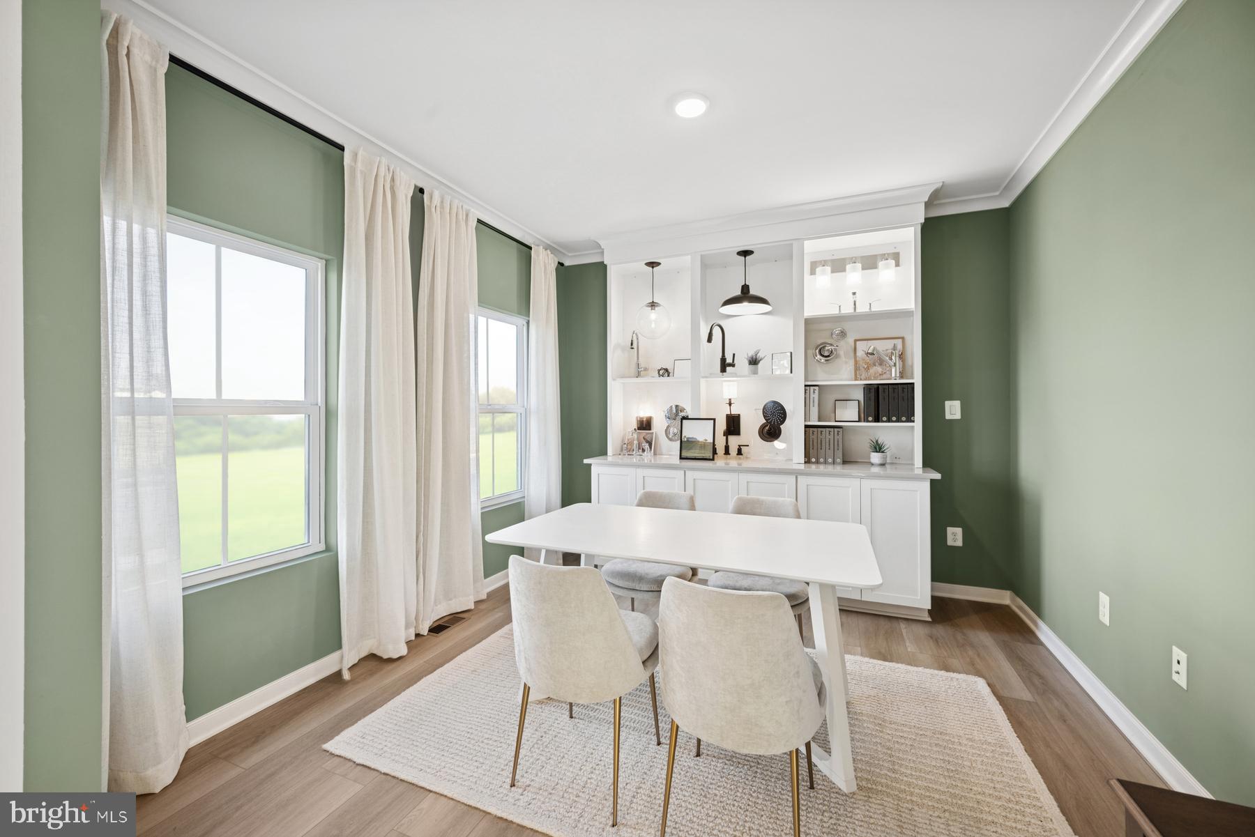 HUNTWELL WEST - Residential