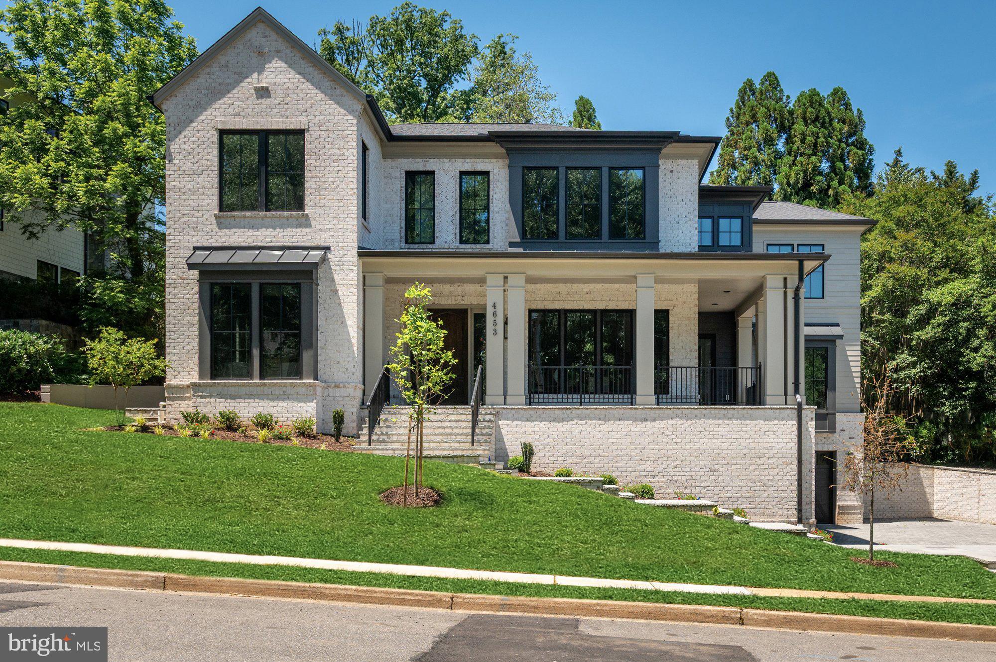 COUNTRY CLUB HILLS - Residential