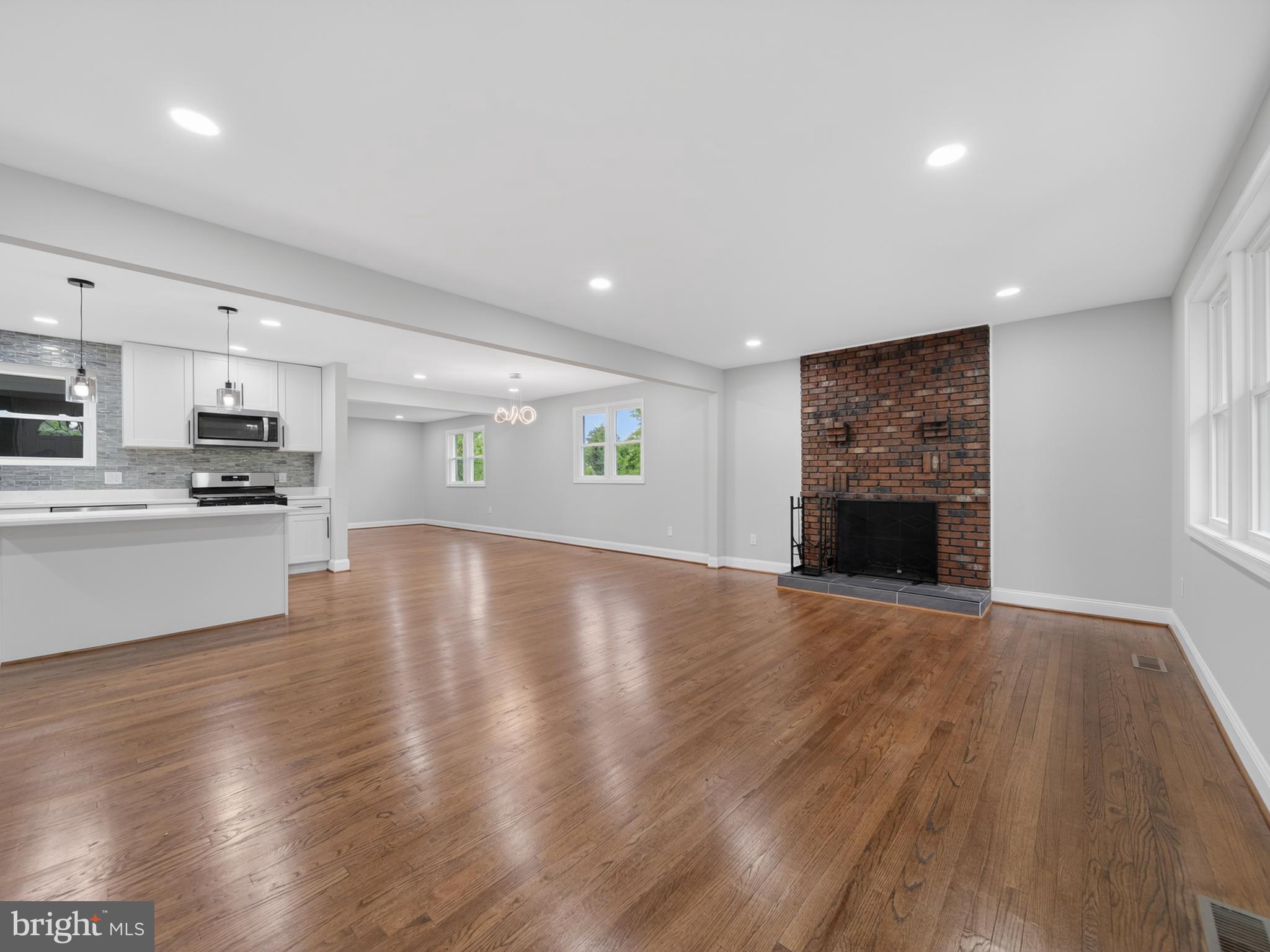 HILLCREST HEIGHTS - Residential