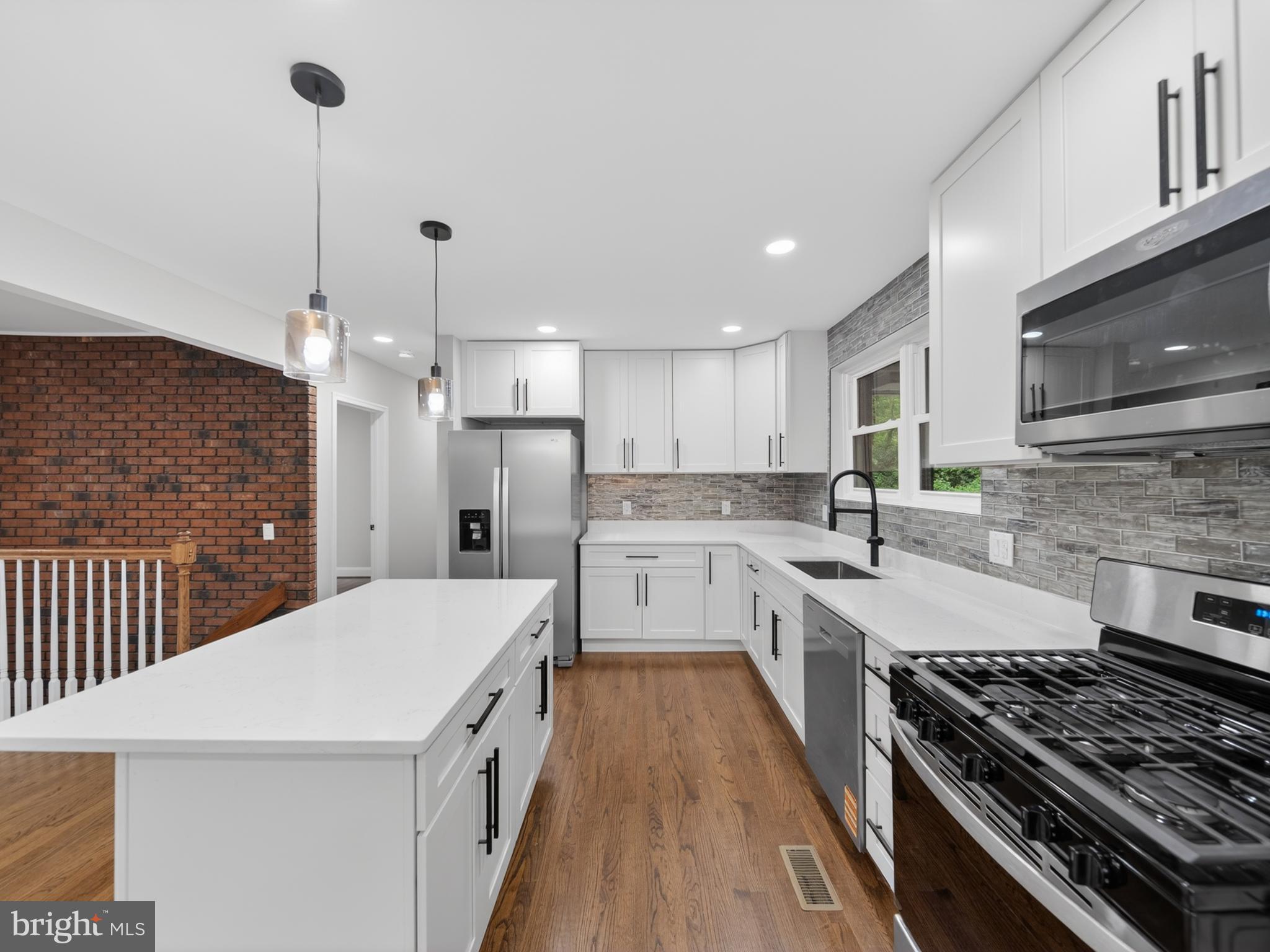 HILLCREST HEIGHTS - Residential