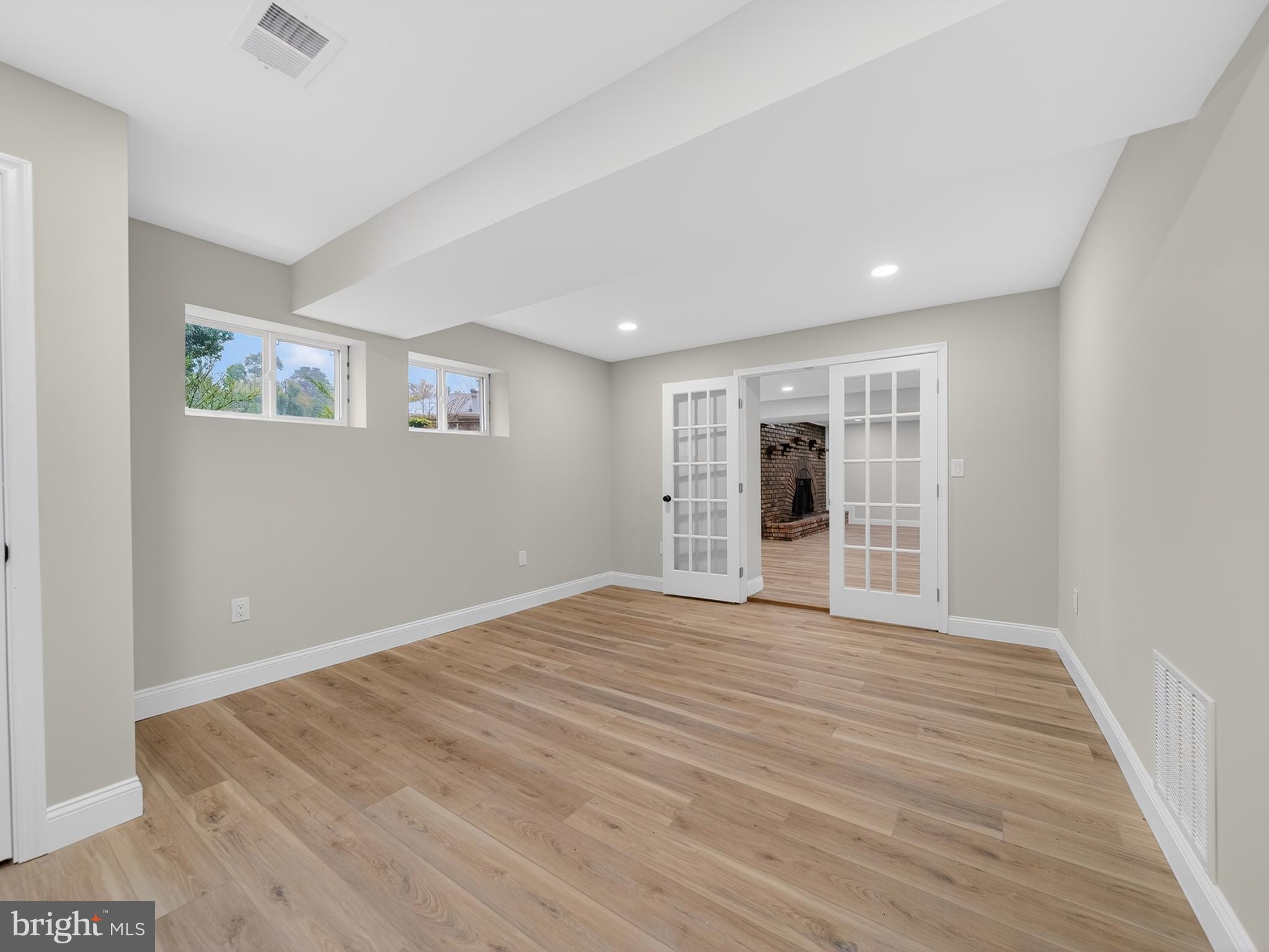 HILLCREST HEIGHTS - Residential