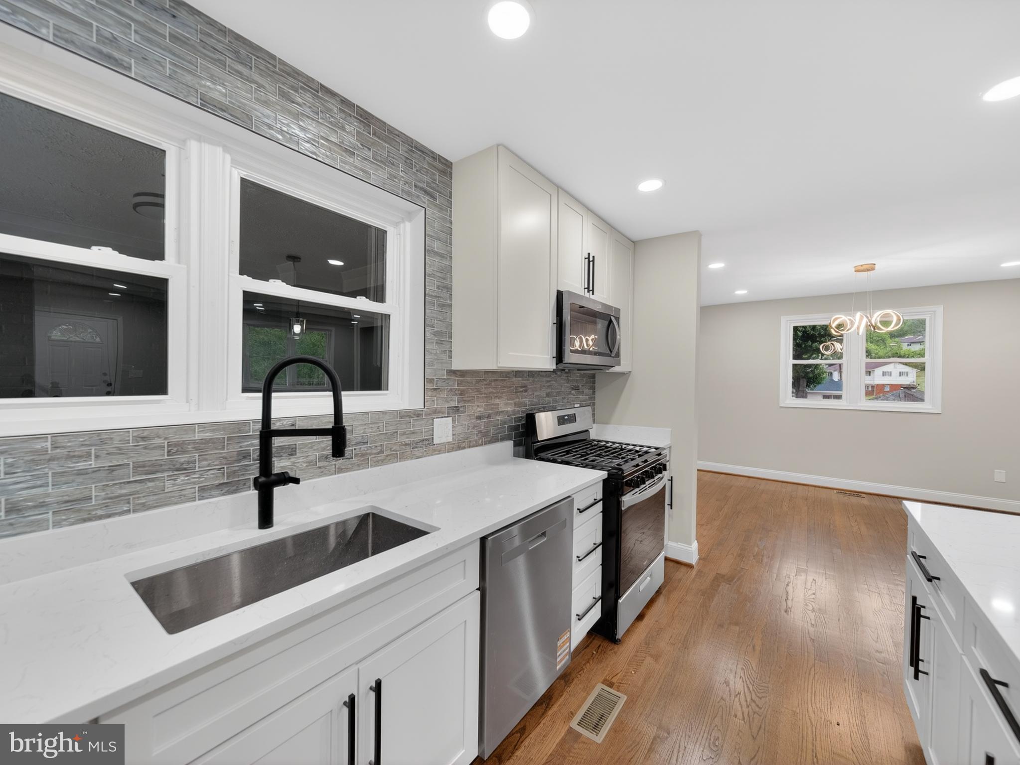 HILLCREST HEIGHTS - Residential
