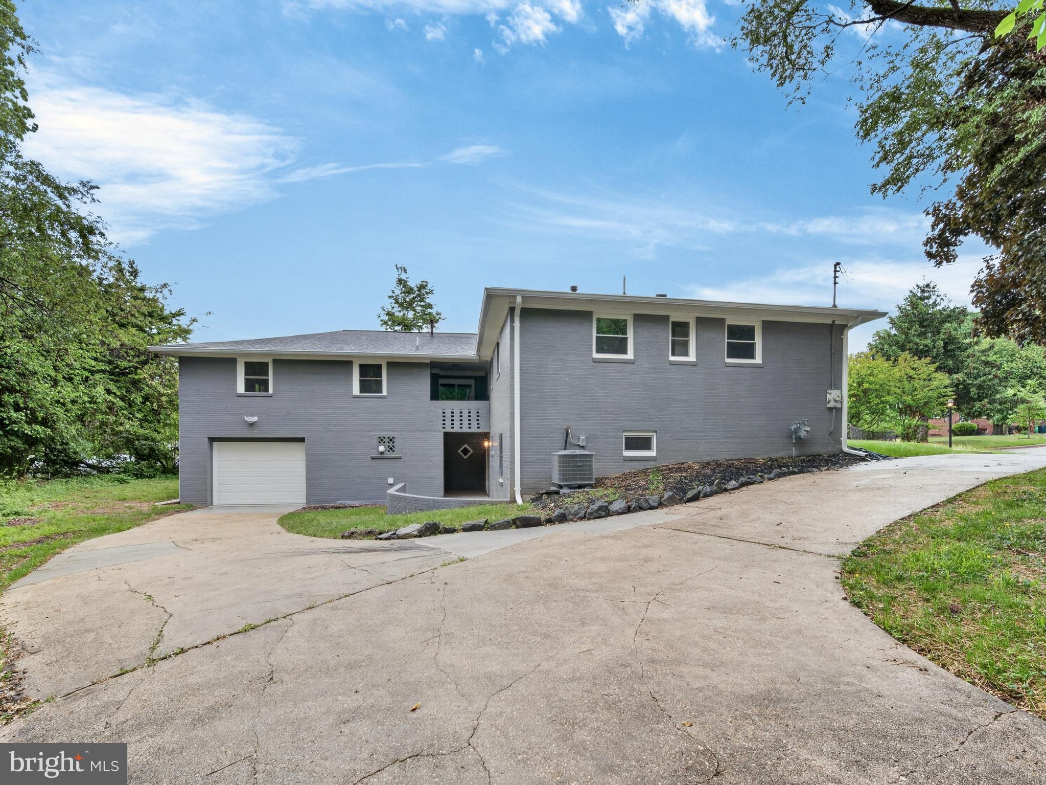 HILLCREST HEIGHTS - Residential