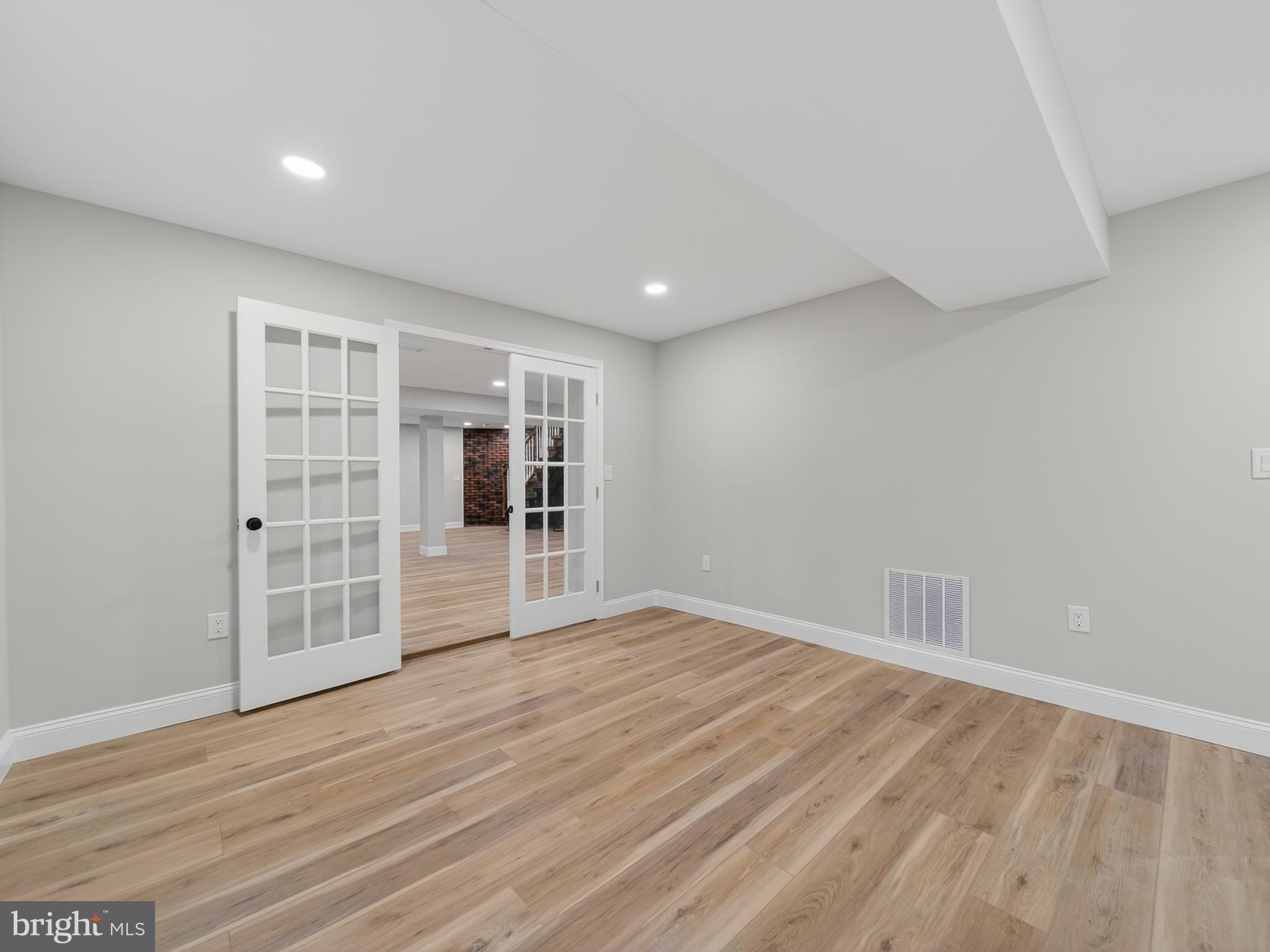 HILLCREST HEIGHTS - Residential