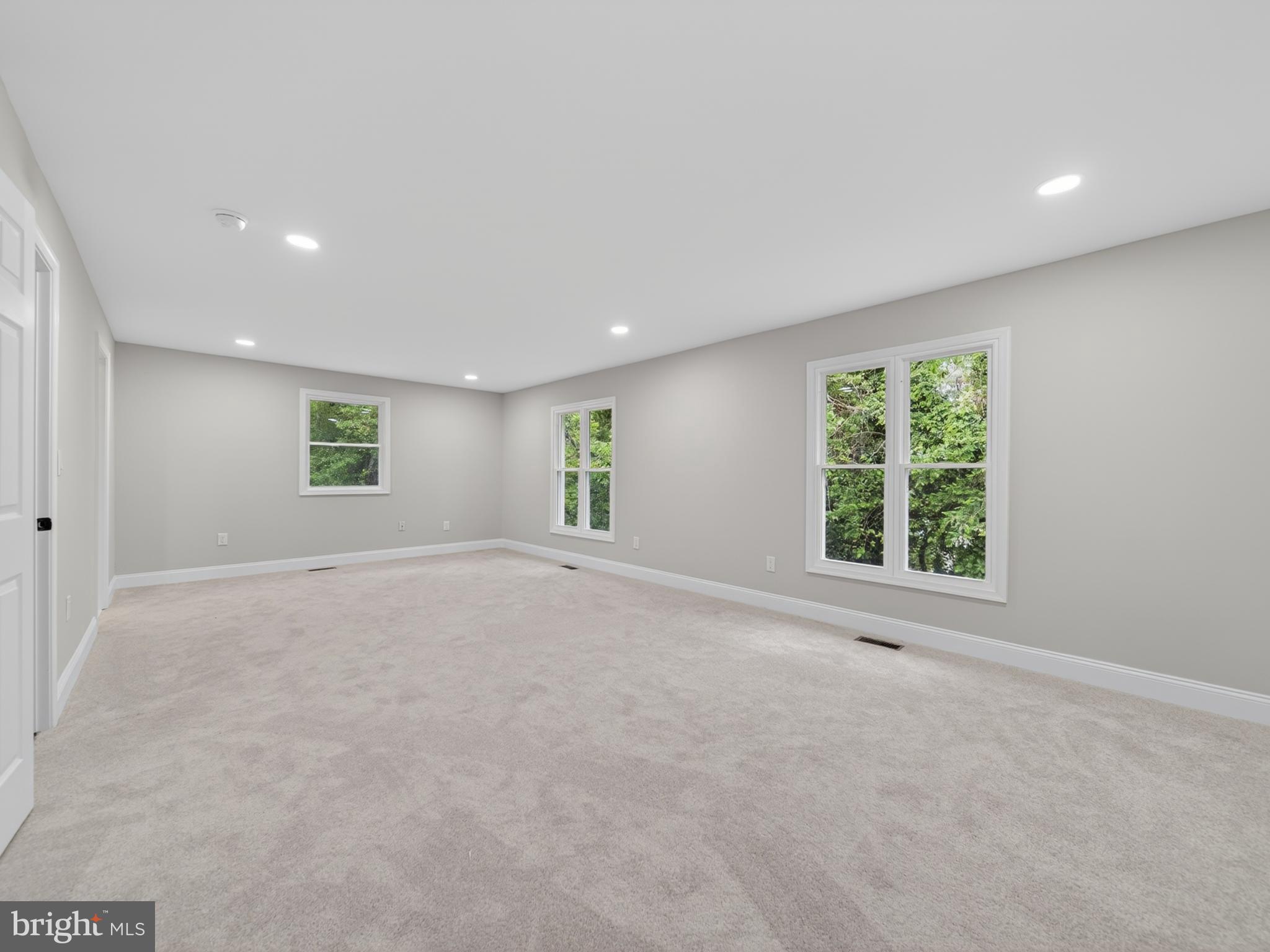 HILLCREST HEIGHTS - Residential