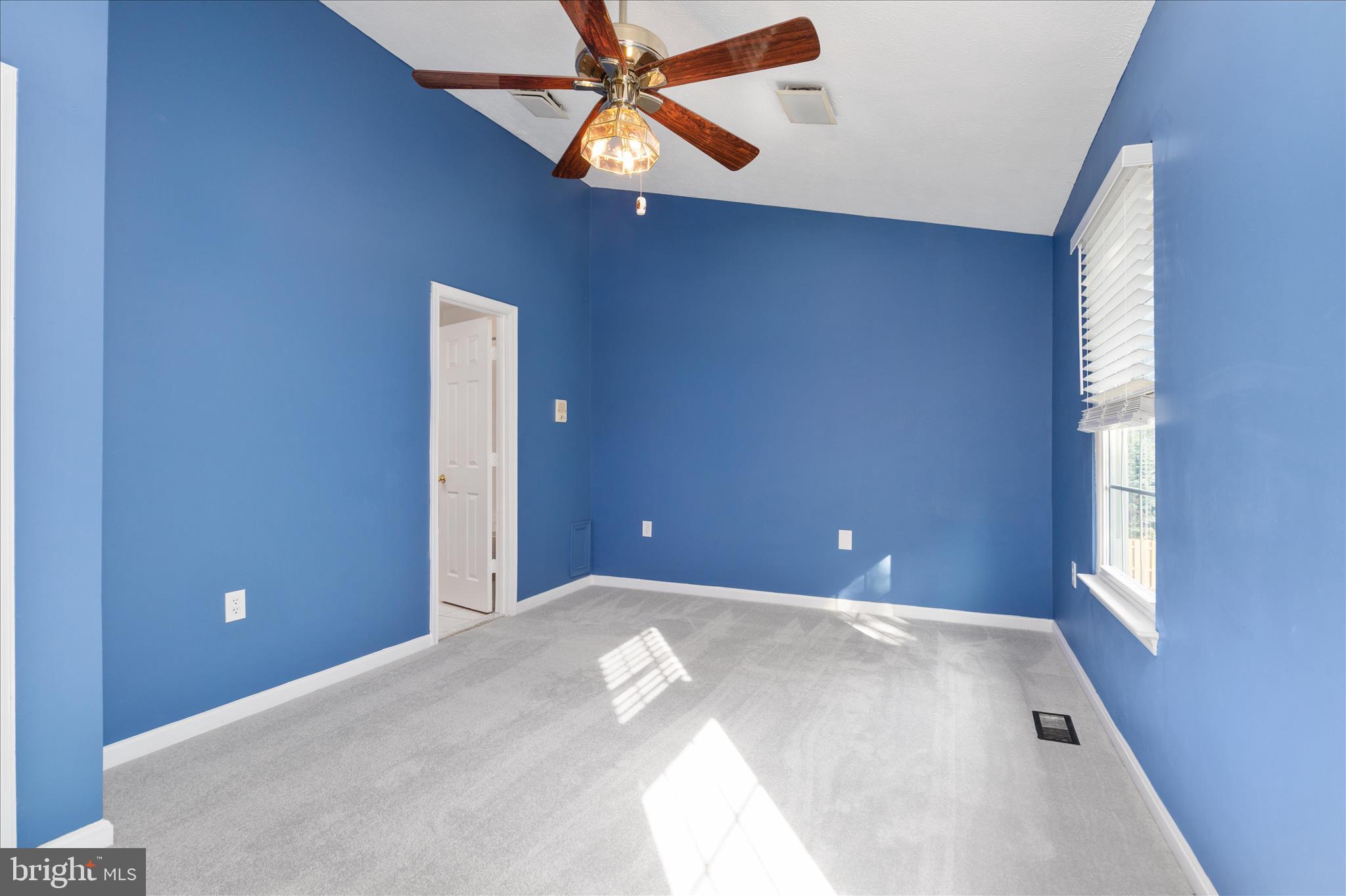 KINCAID FOREST - Residential