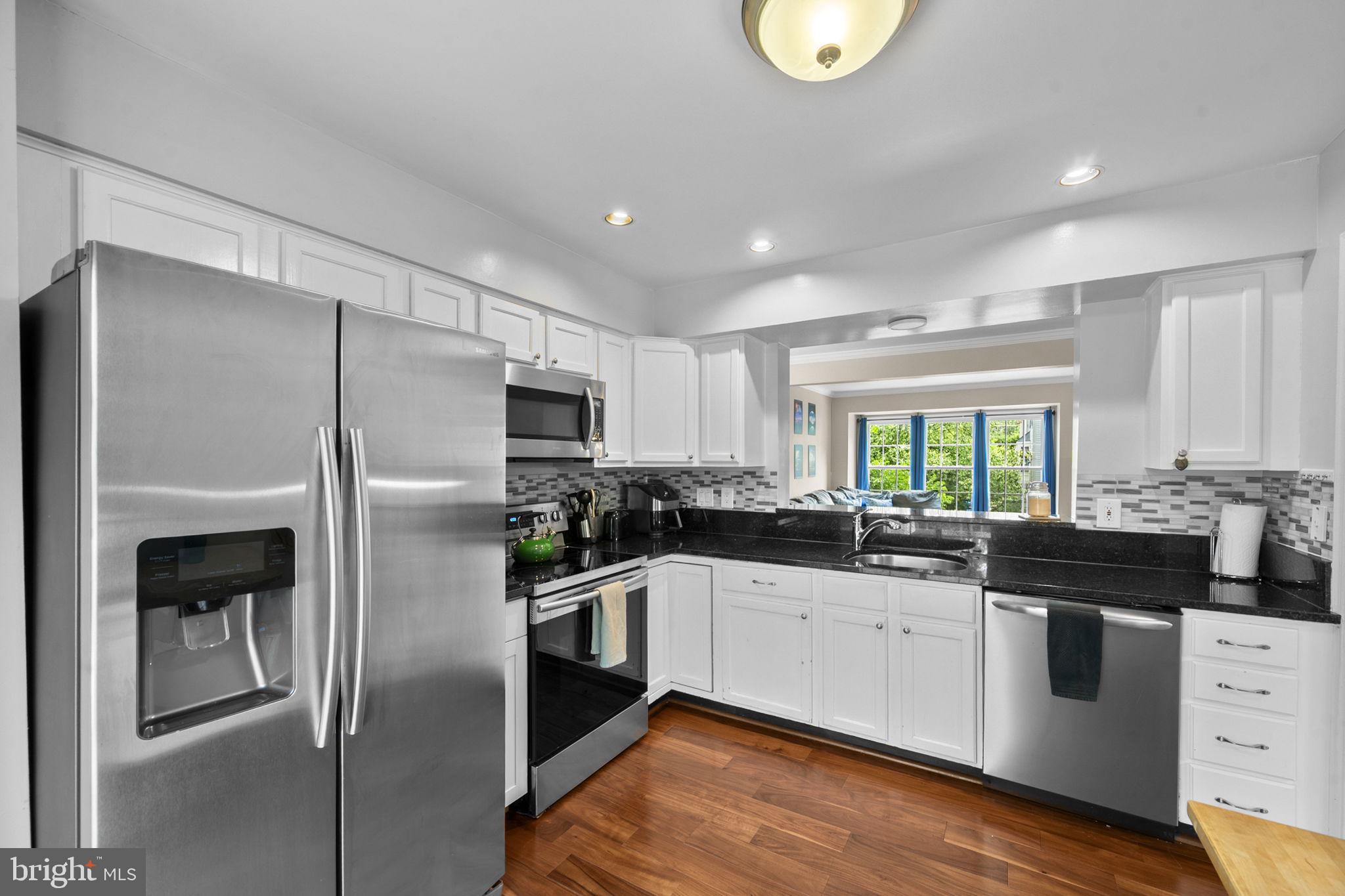 SULLY STATION - Residential