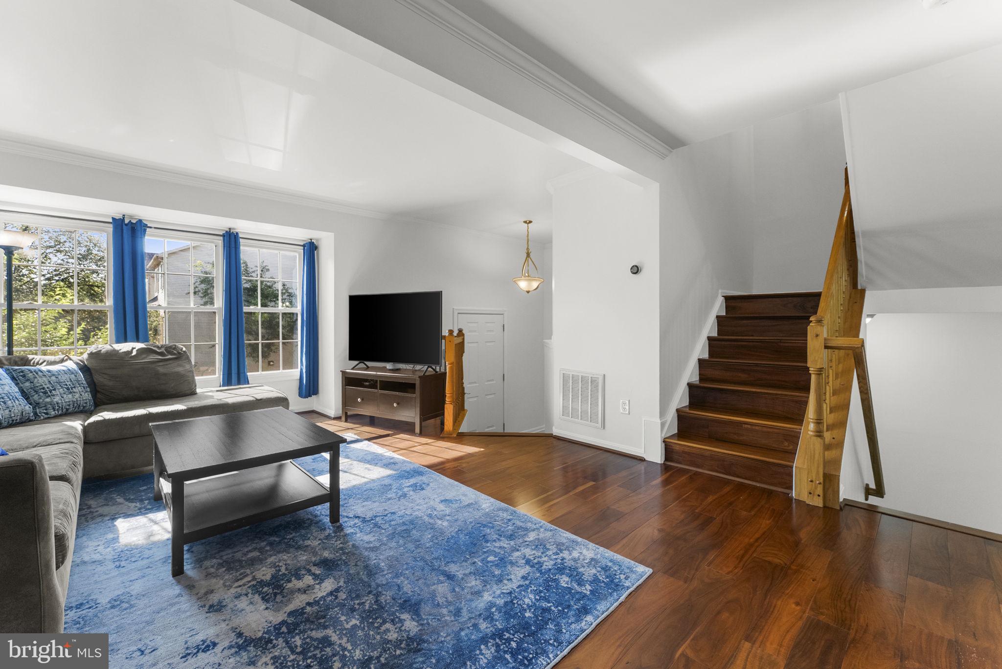 SULLY STATION - Residential