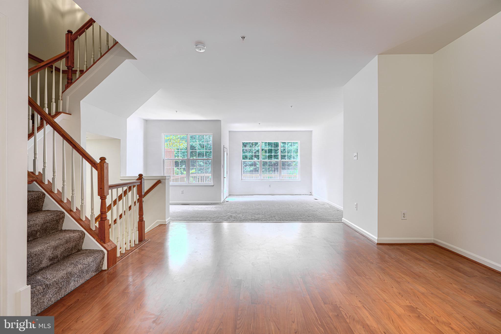 LAING AT MILE STONE - Residential