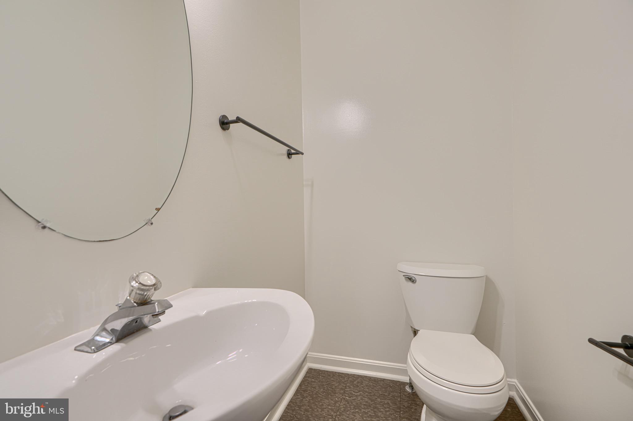 LAING AT MILE STONE - Residential