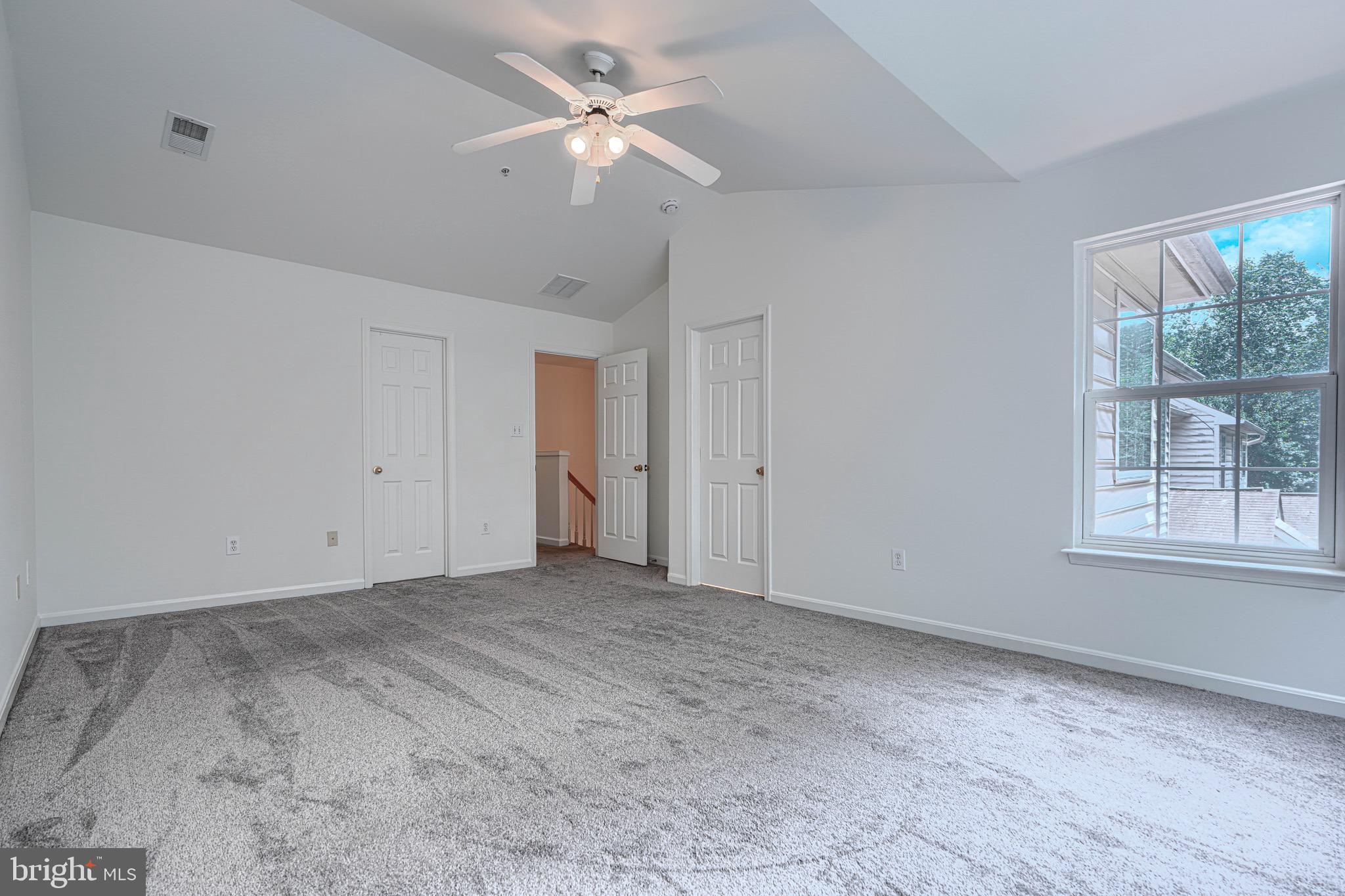 LAING AT MILE STONE - Residential