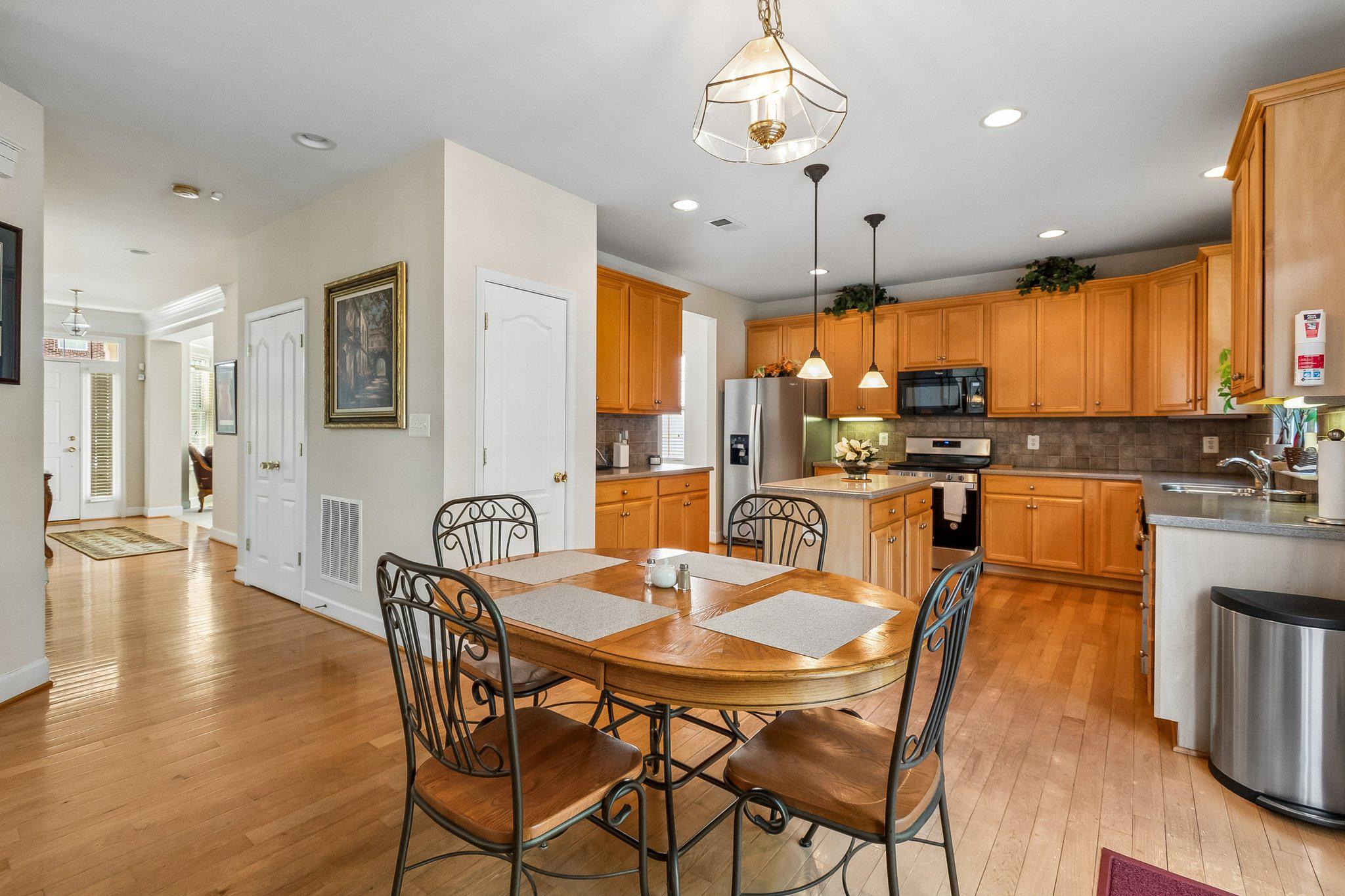 PERRY STATION AT RIVERWA - Residential