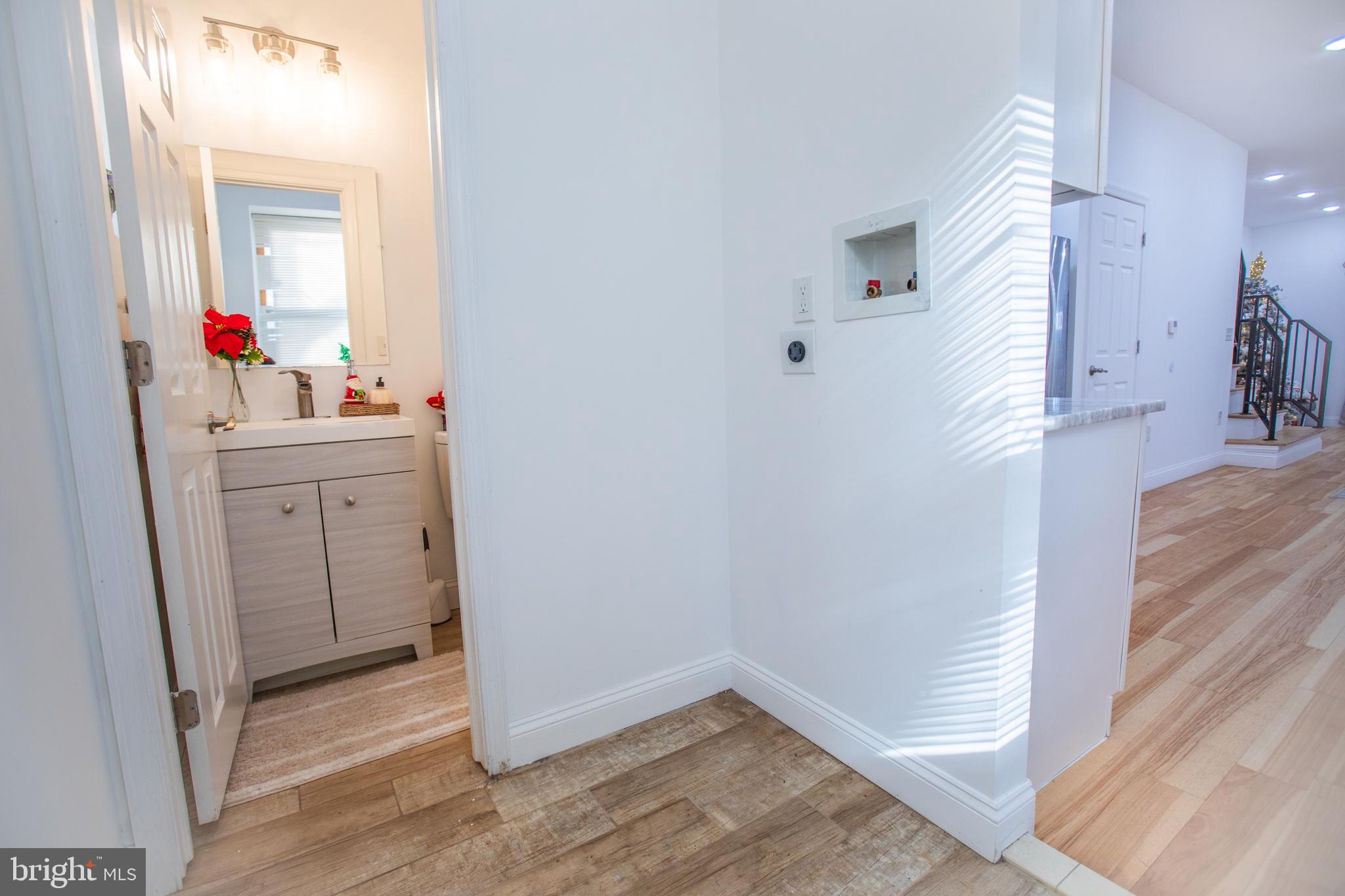 COBBS CREEK - Residential