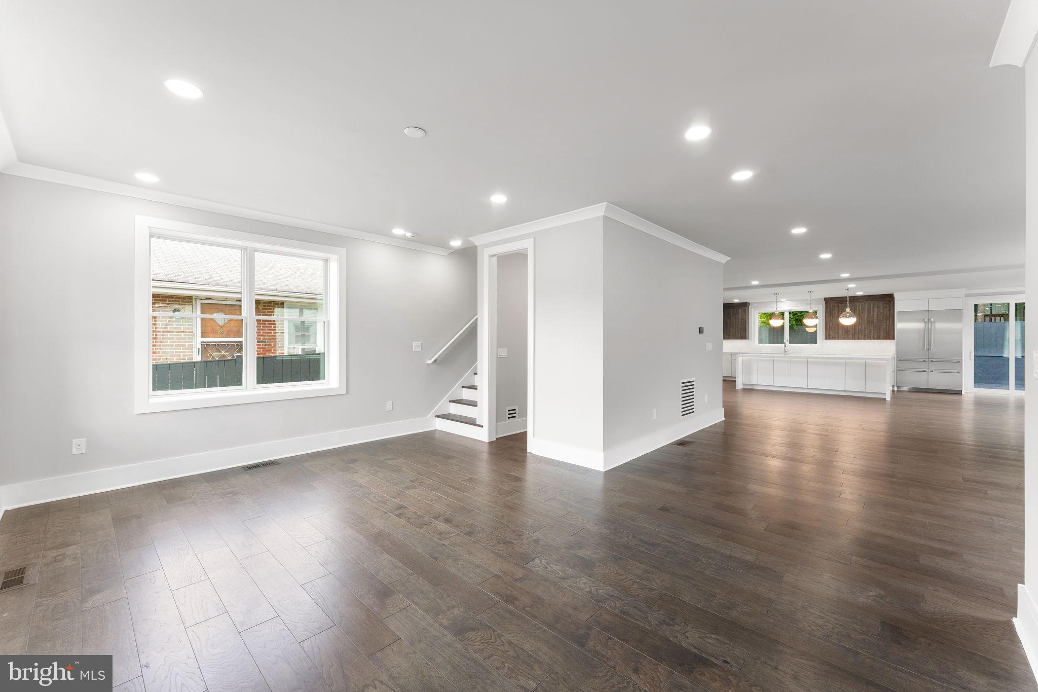 ARLINGTON VIEW - Residential