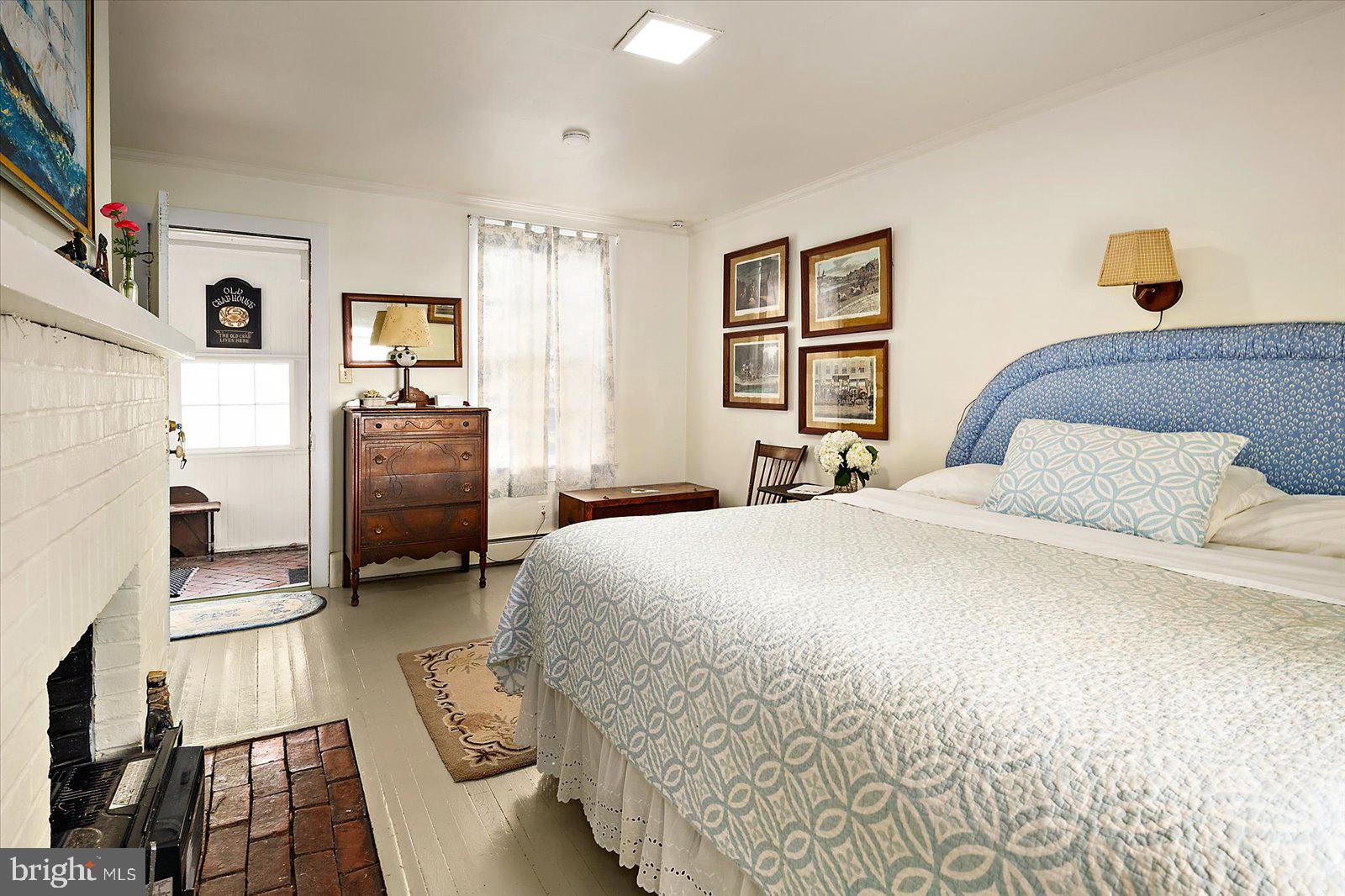EASTERN NECK - Residential