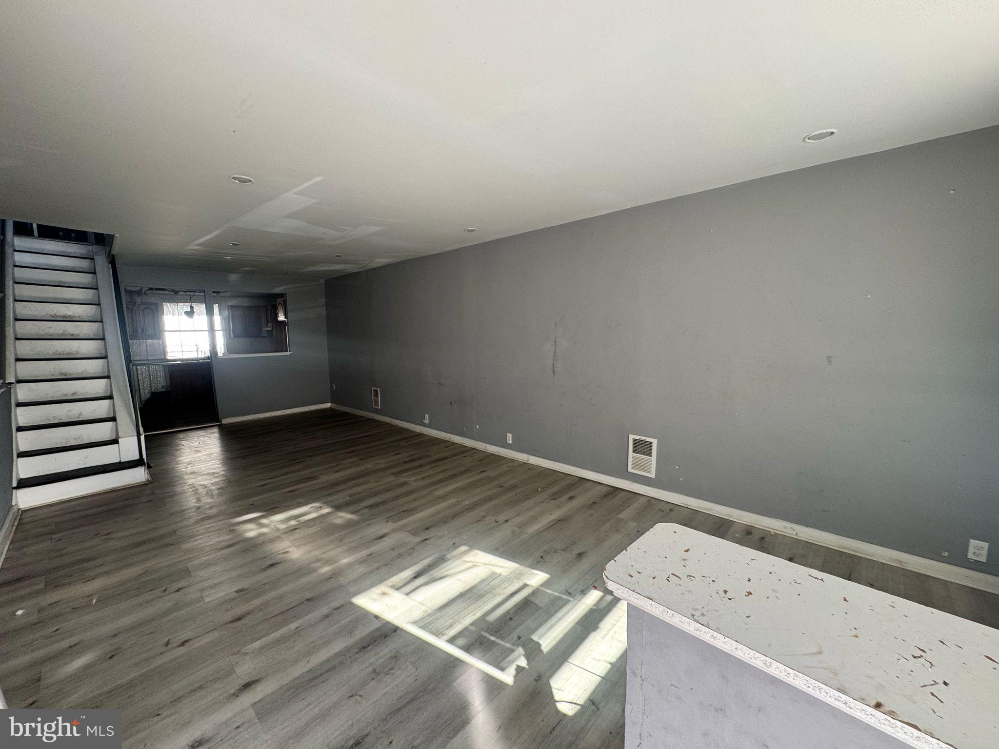 CARROLLTON RIDGE - Residential