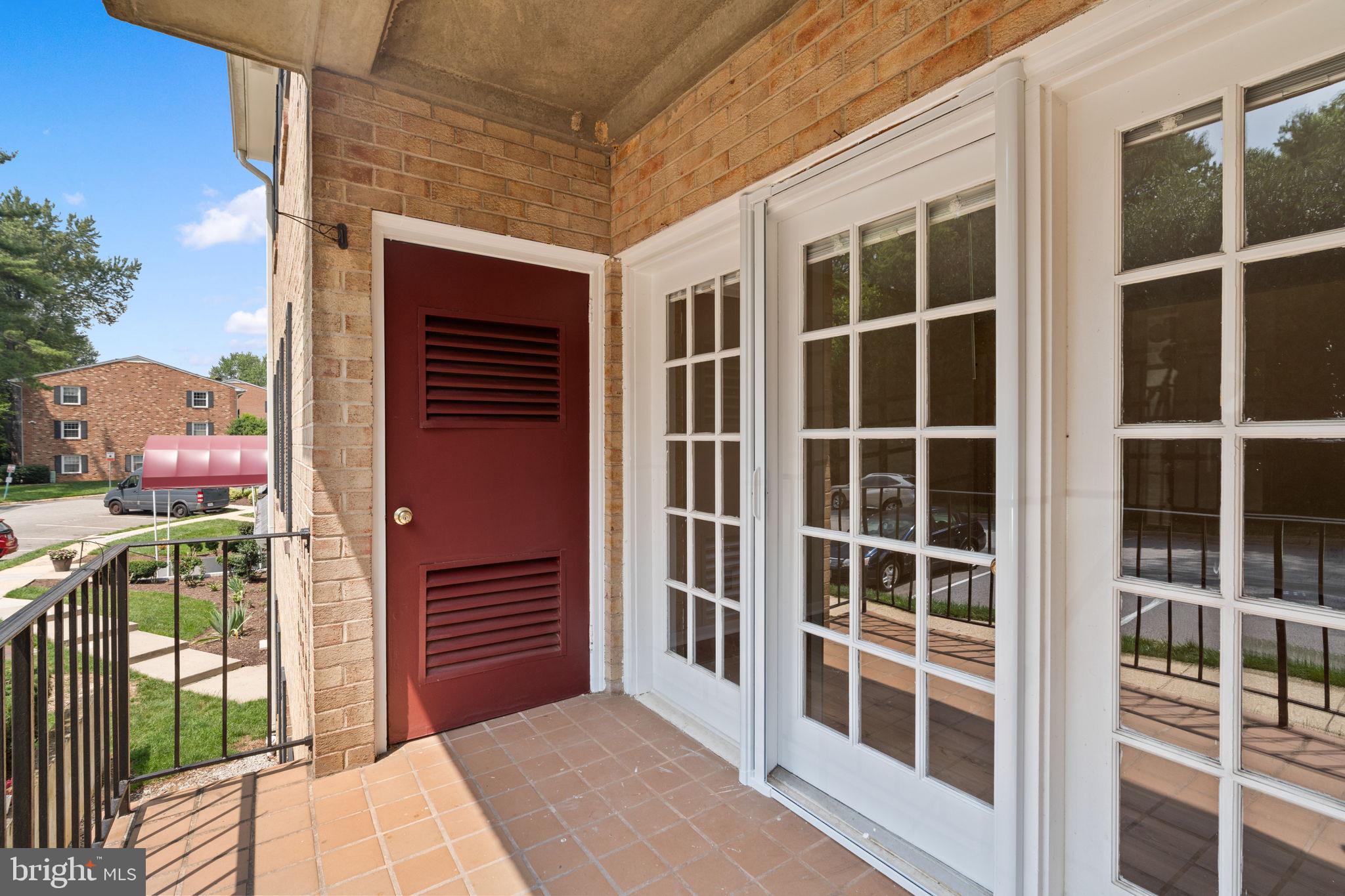LYNDHURST - Residential