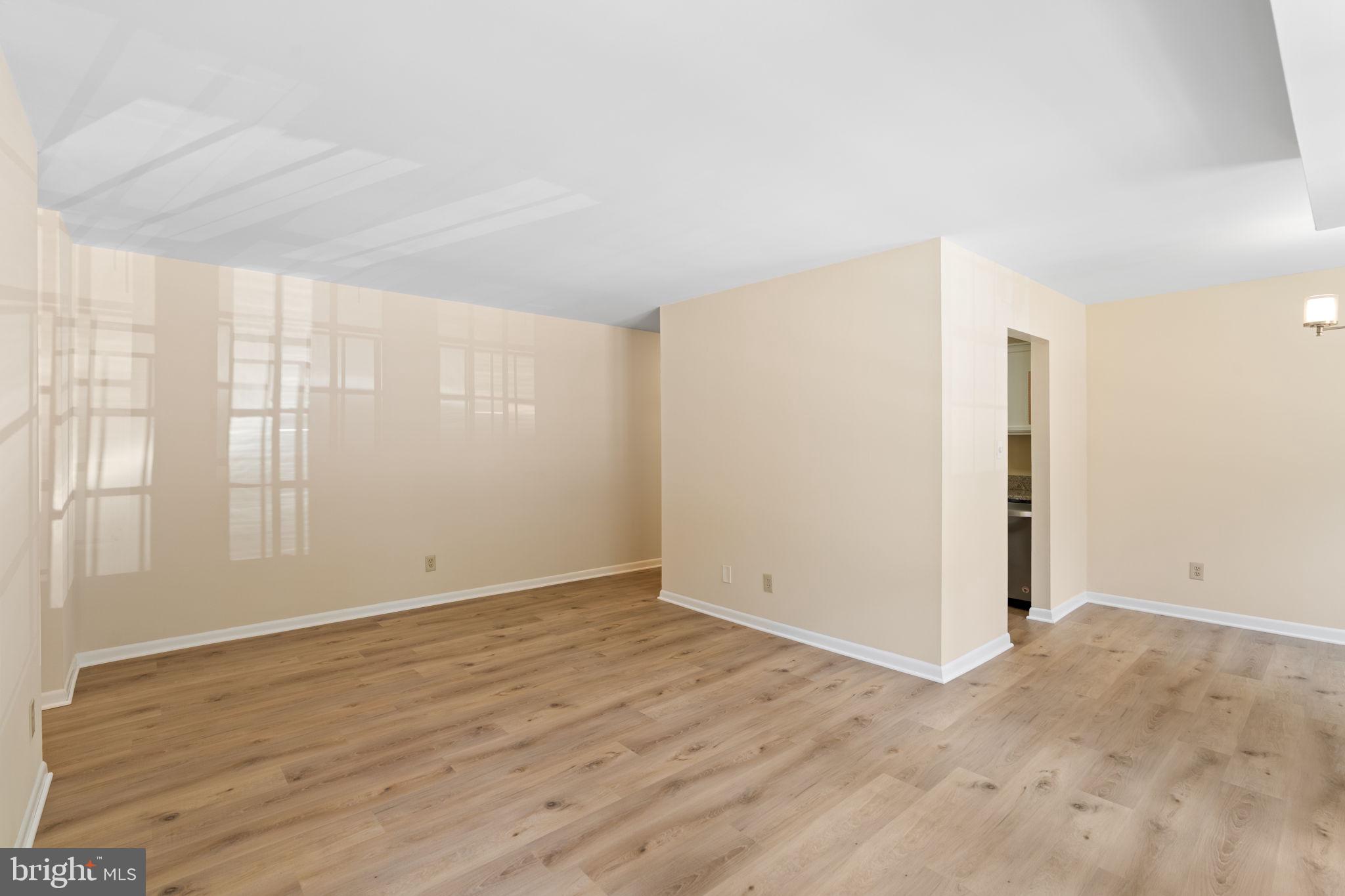 LYNDHURST - Residential