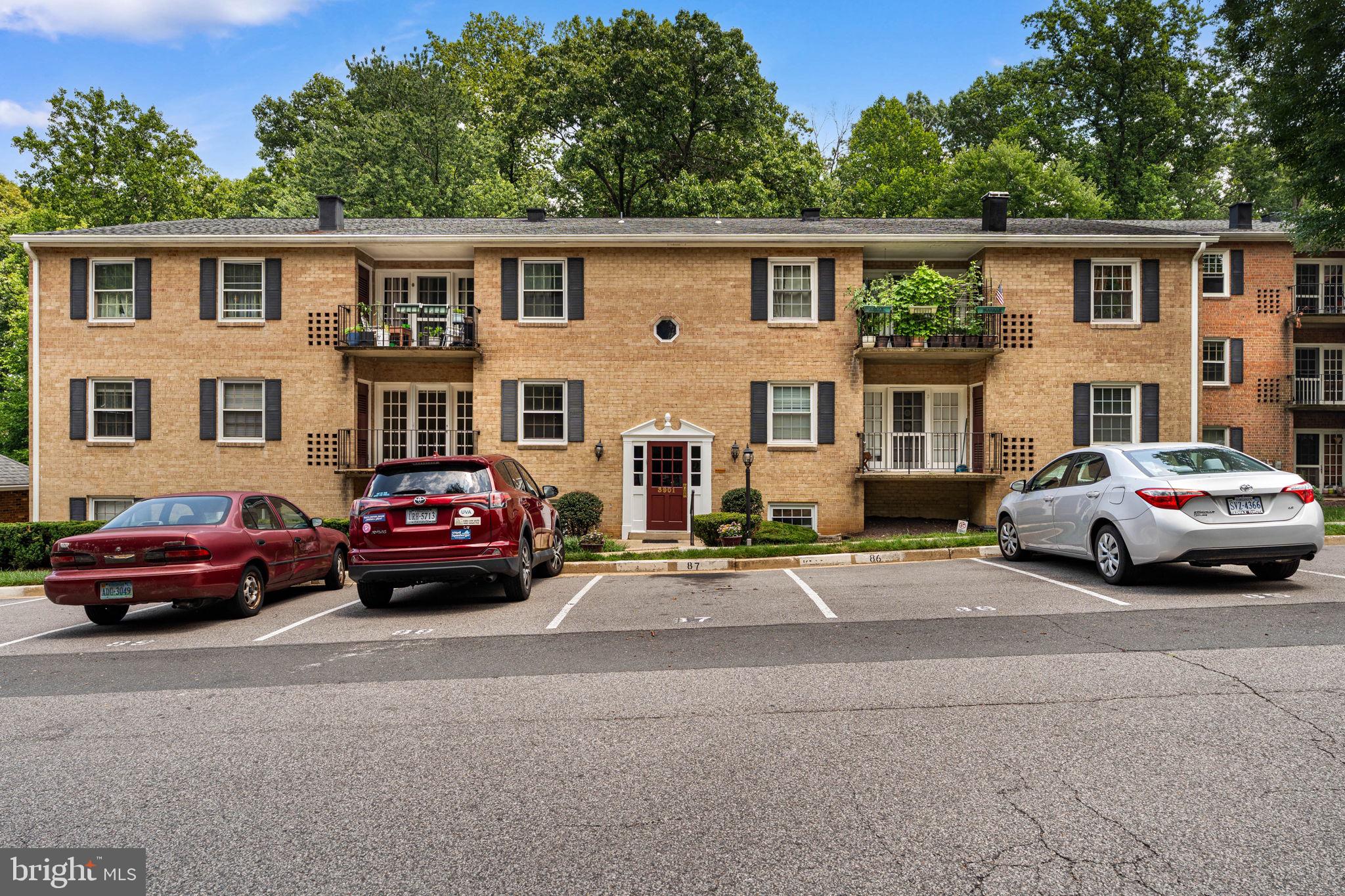 LYNDHURST - Residential