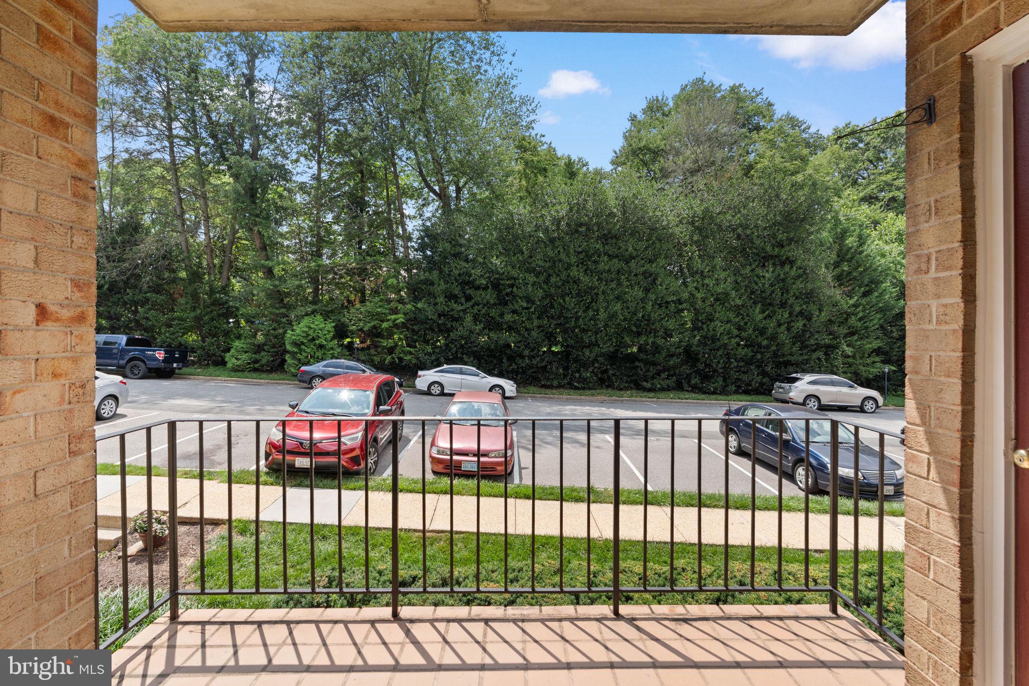 LYNDHURST - Residential