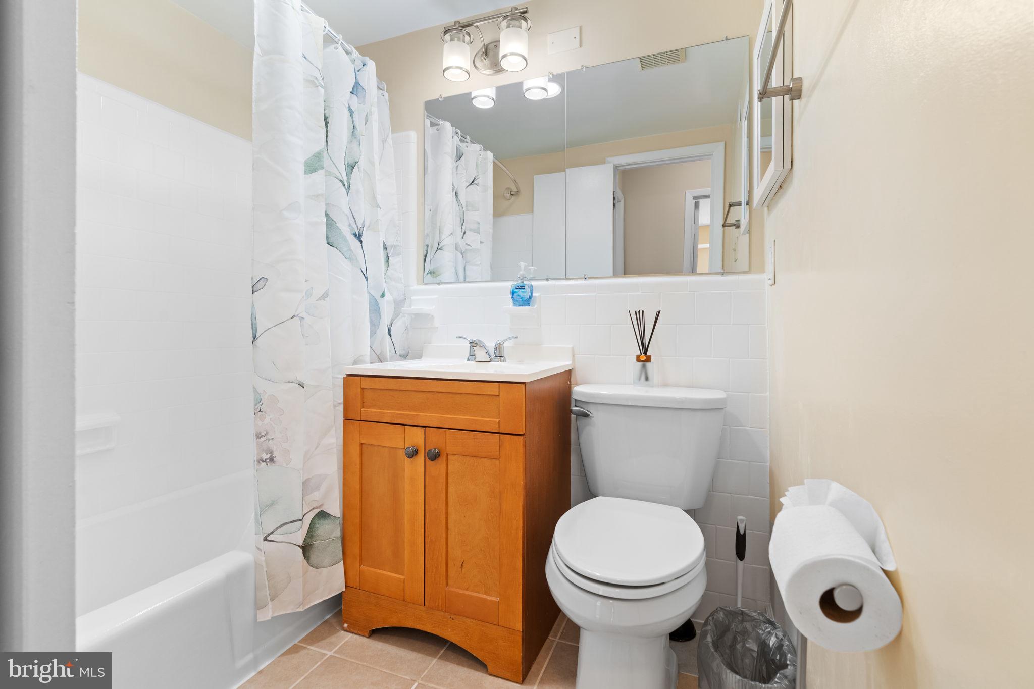 LYNDHURST - Residential