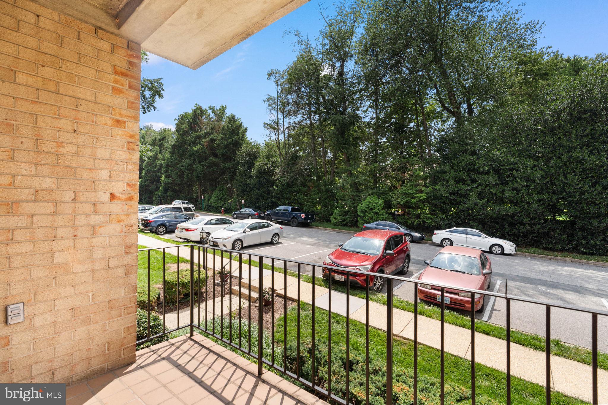 LYNDHURST - Residential