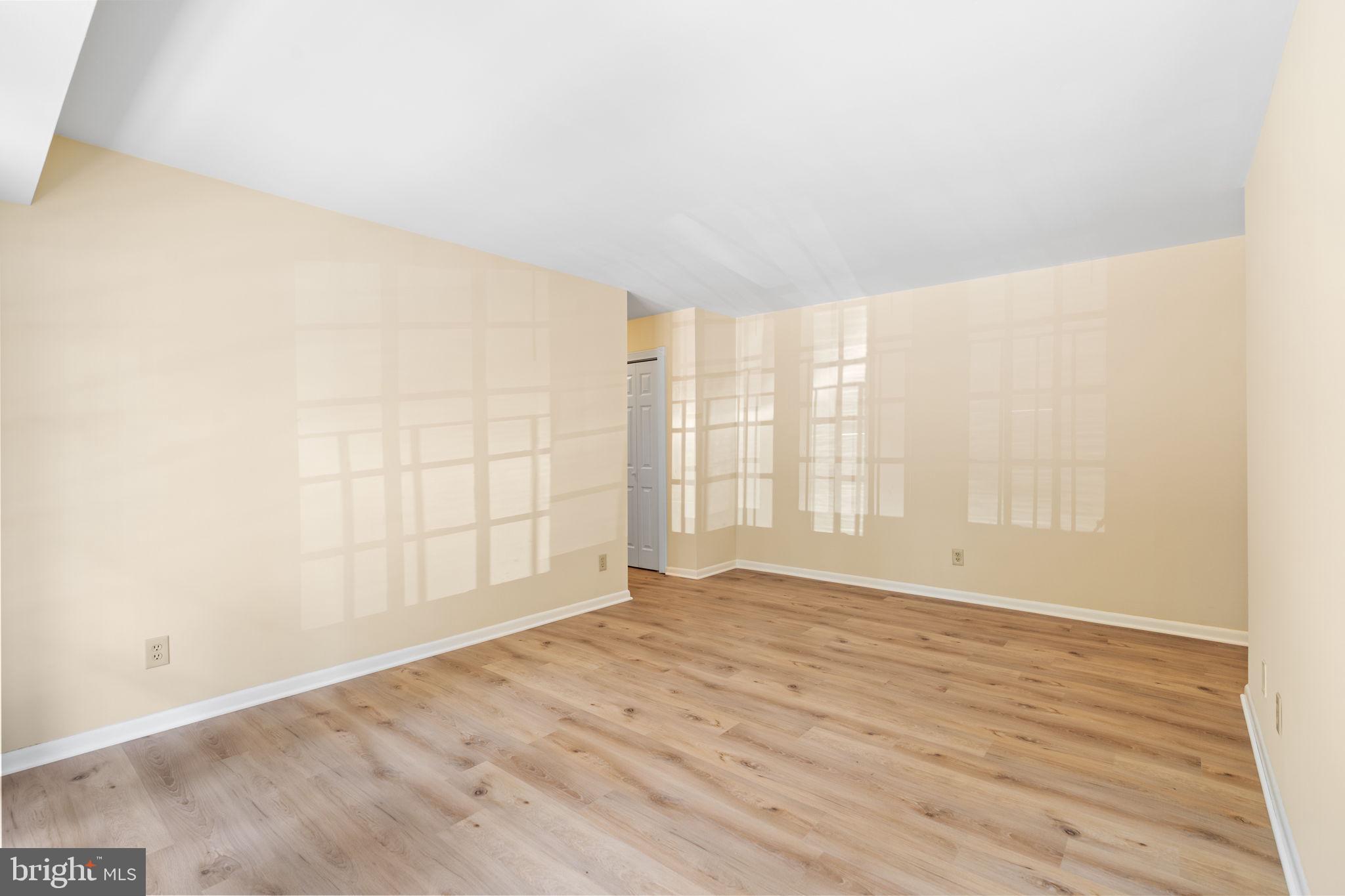 LYNDHURST - Residential