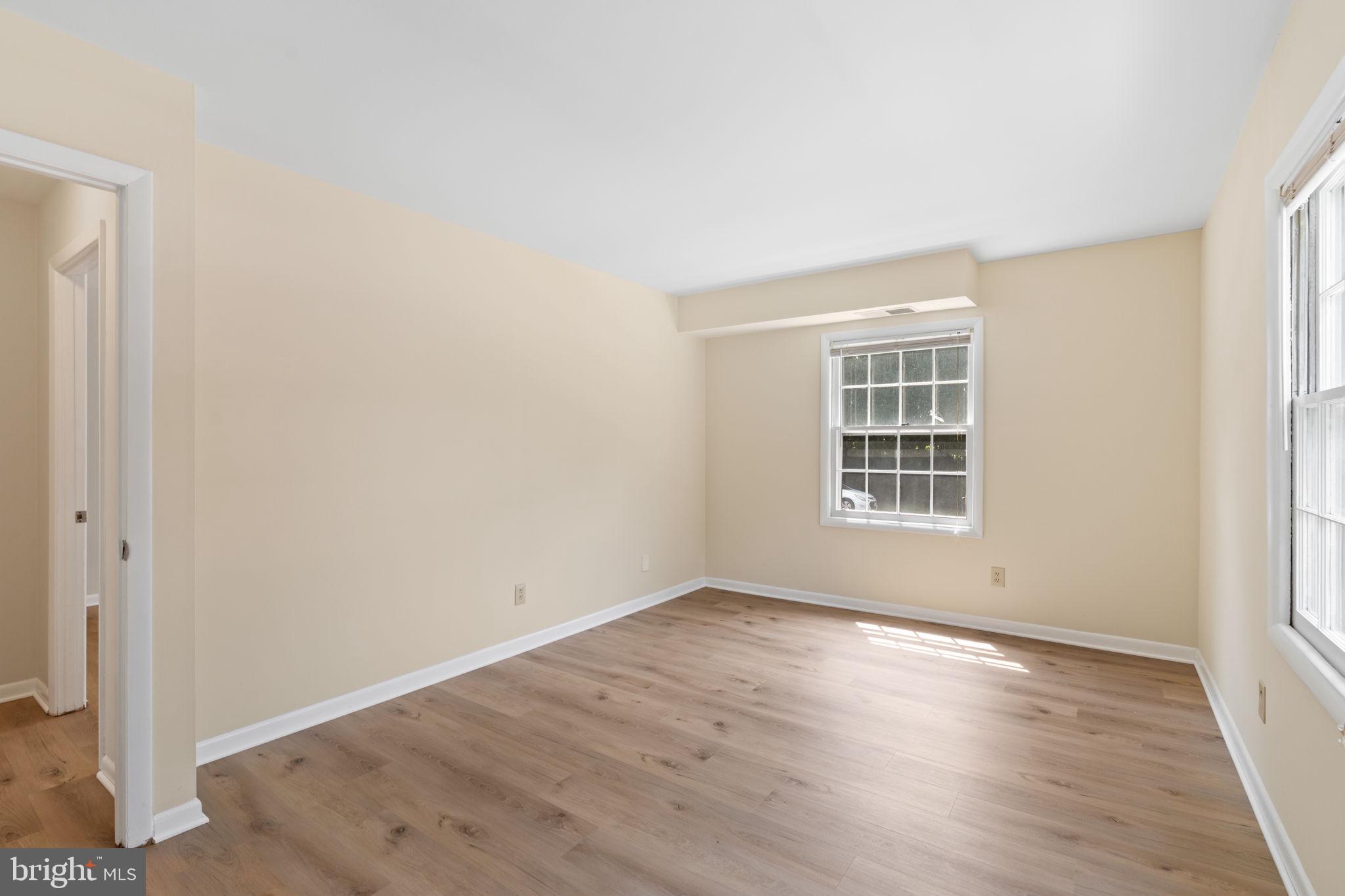 LYNDHURST - Residential