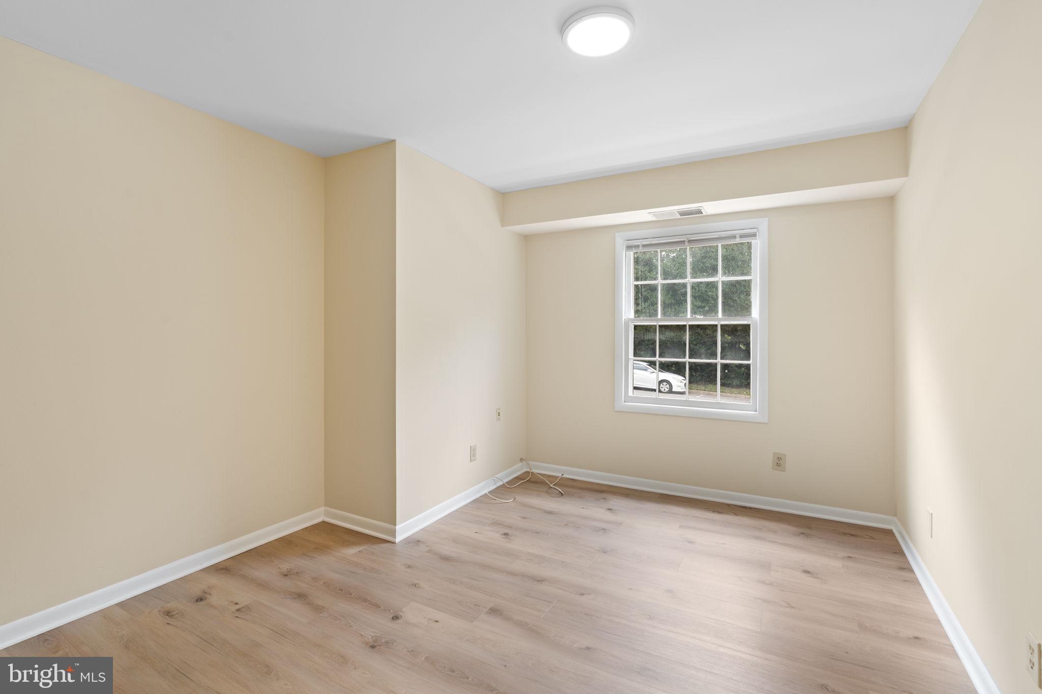 LYNDHURST - Residential